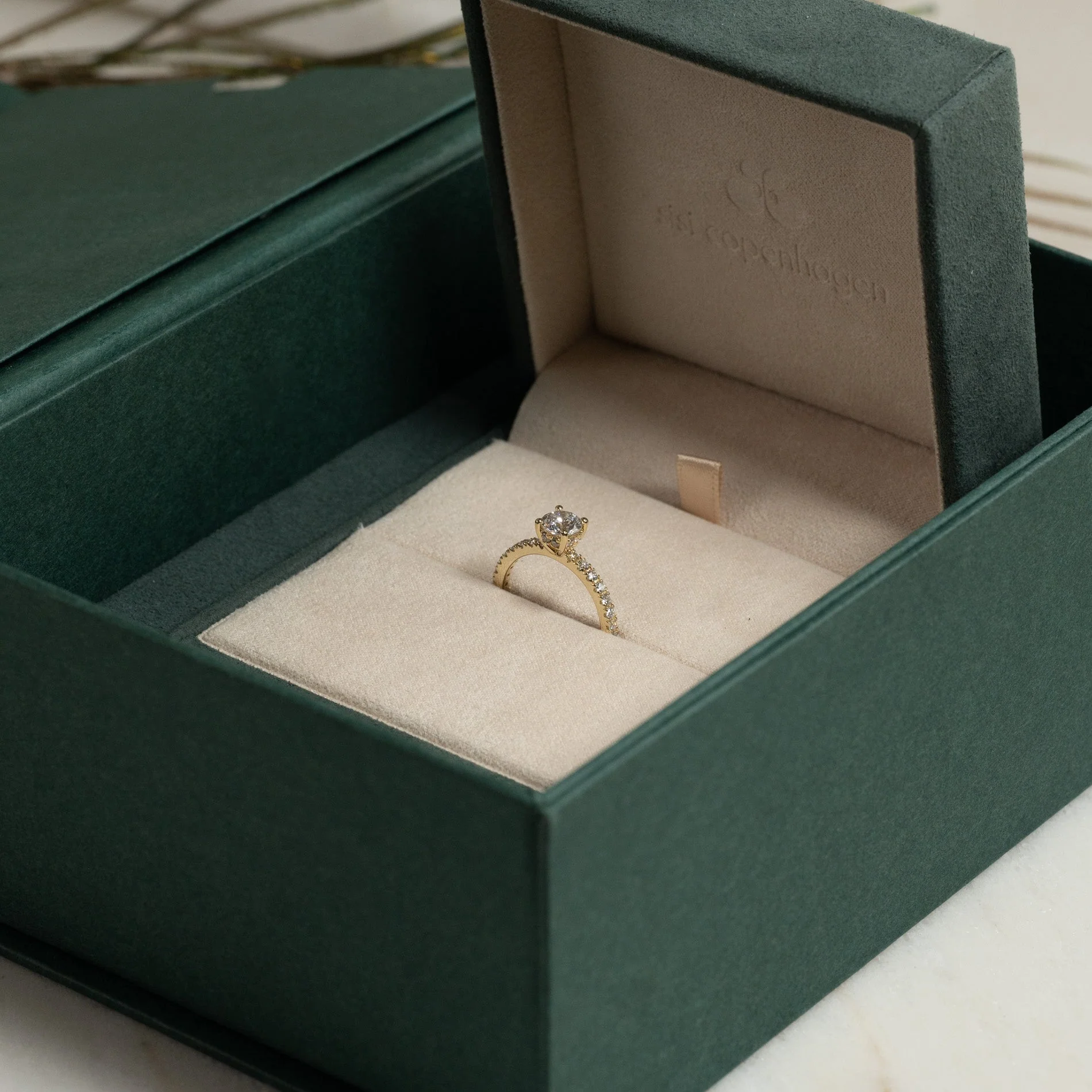 HIDDEN-HALO ALLIANCE LAB-DIAMOND RING - 1.25ct - YG - Image 8