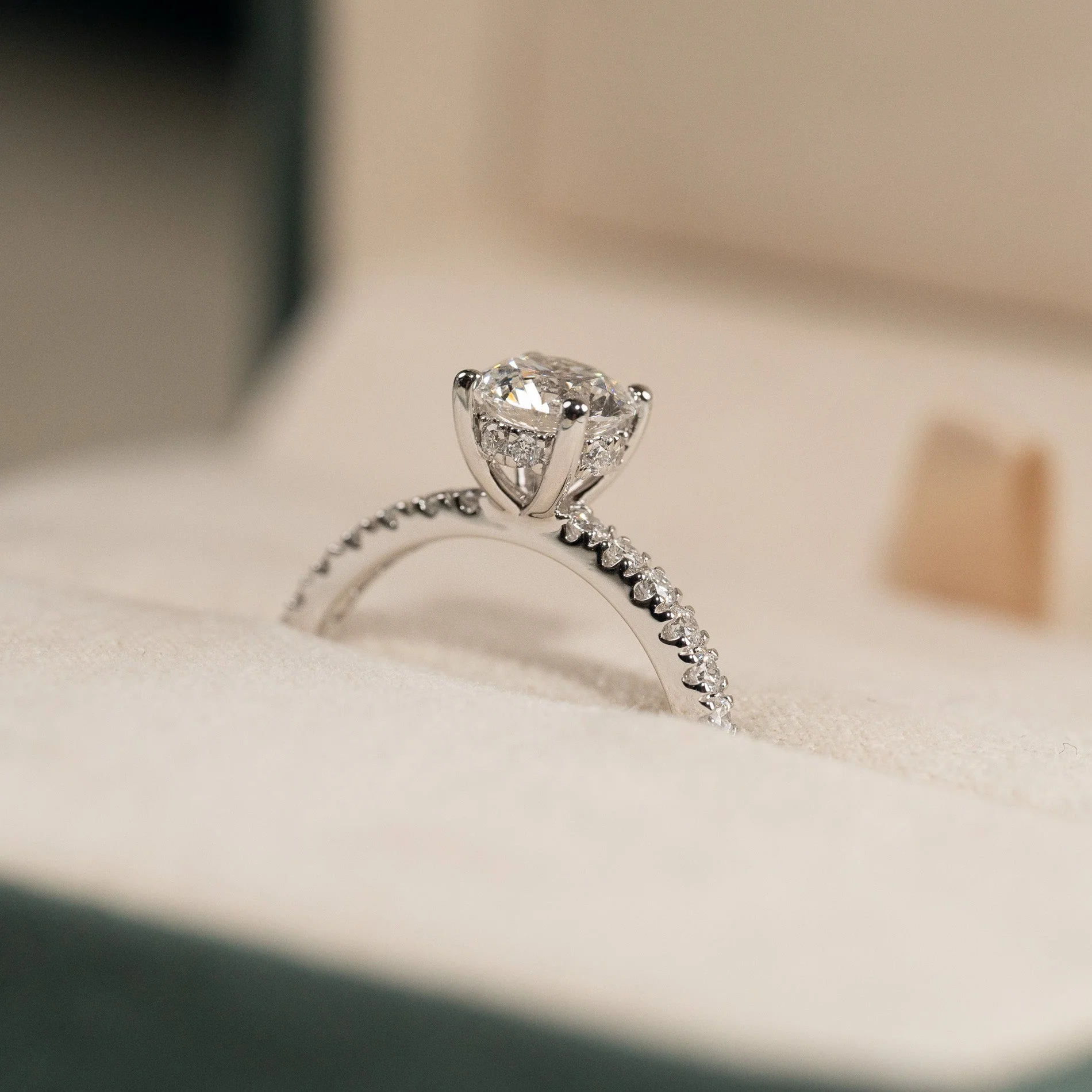 HIDDEN-HALO ALLIANCE LAB-DIAMOND RING - 1.5ct - WG - Image 8