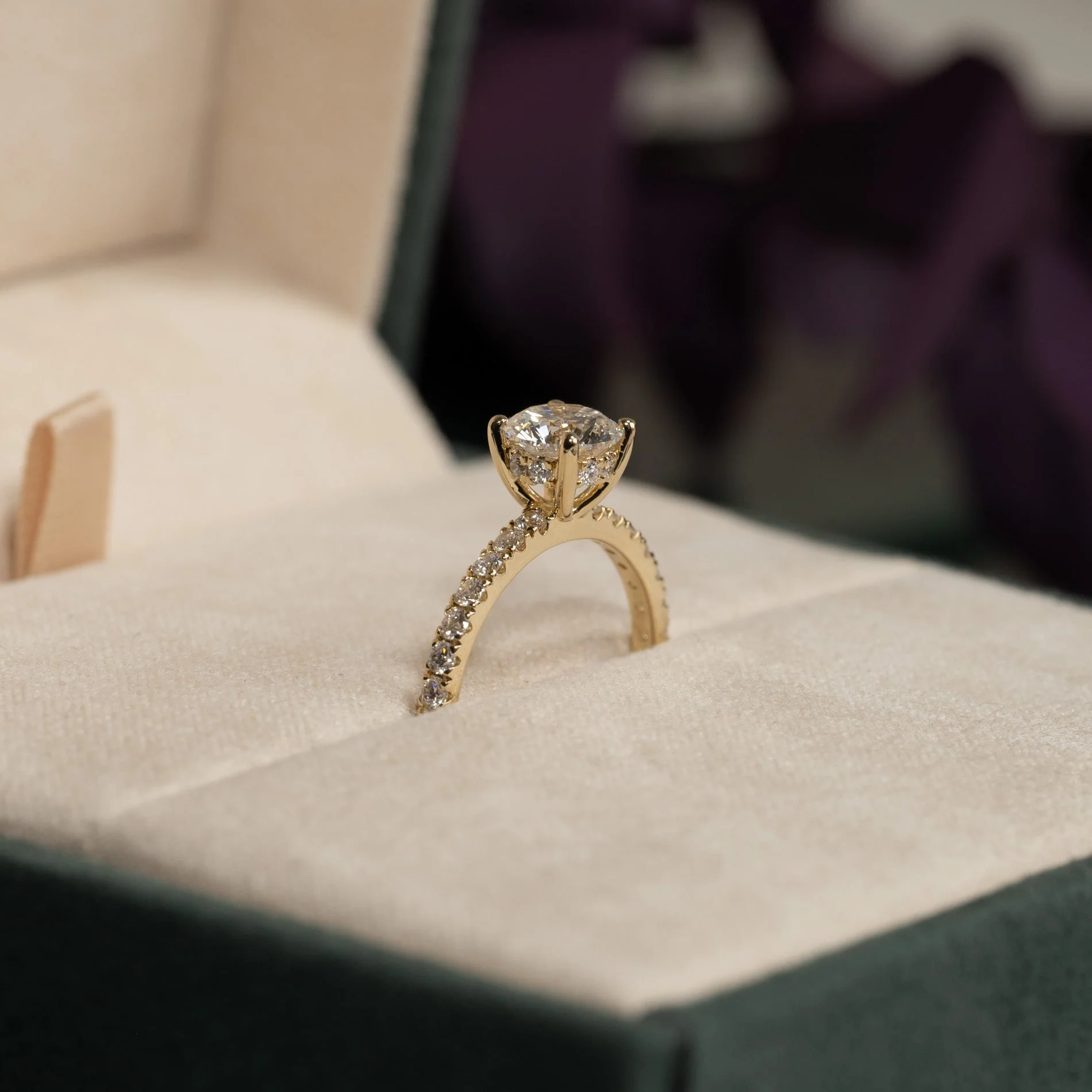 HIDDEN-HALO ALLIANCE LAB-DIAMOND RING - 1.5ct - YG - Image 3