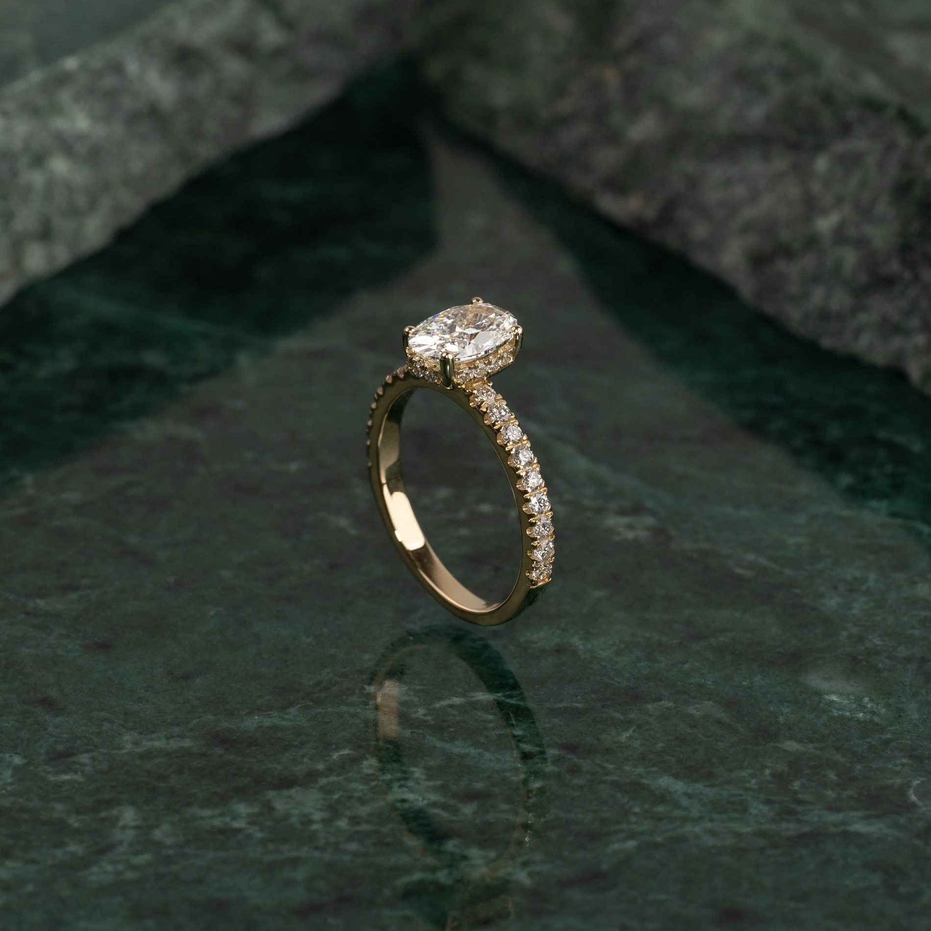 HIDDEN HALO OVAL-CUT ALLIANCE DIAMOND RING - Image 5