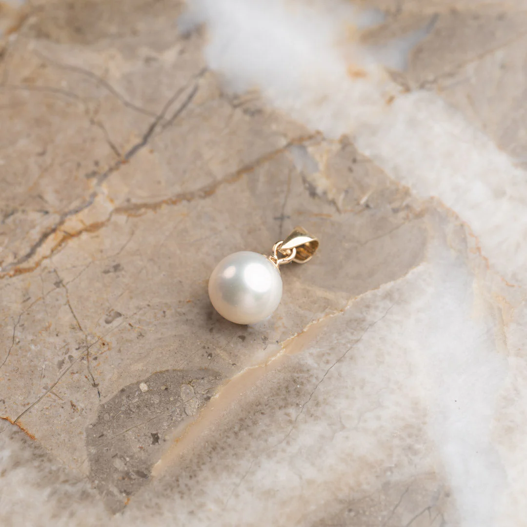 INA PEARL SOLID GOLD PENDANT - Image 3