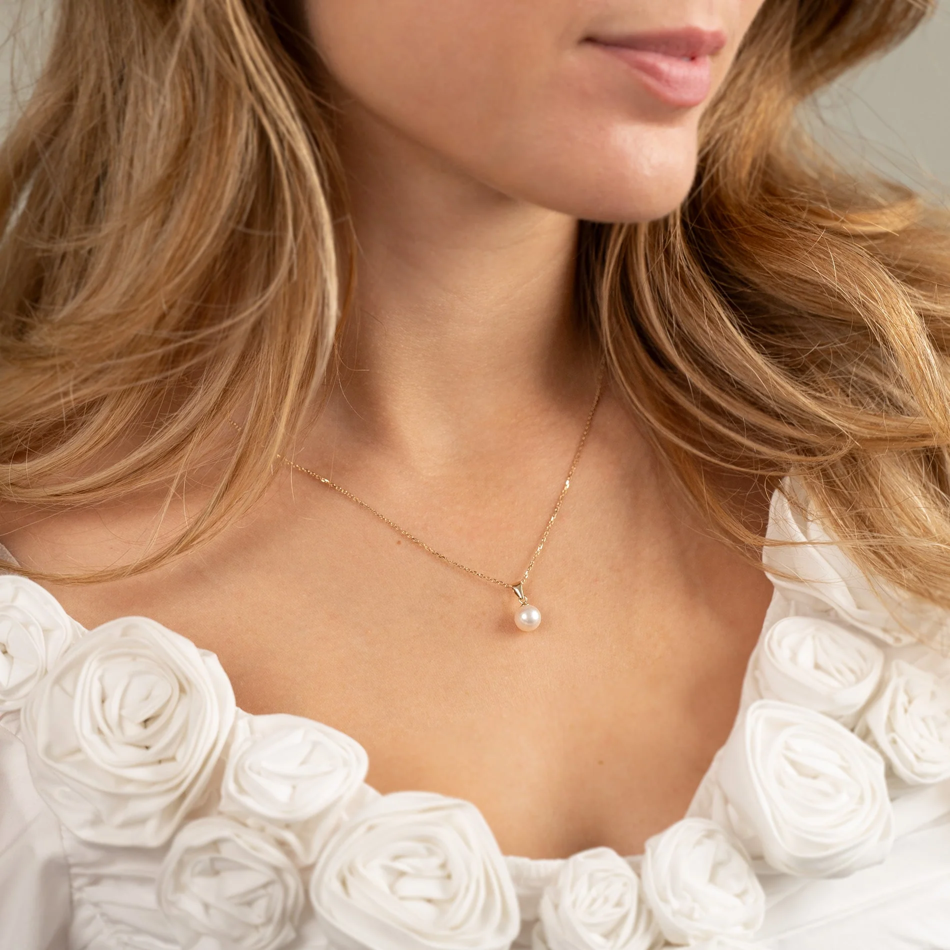 INA PEARL SOLID GOLD PENDANT - Image 7