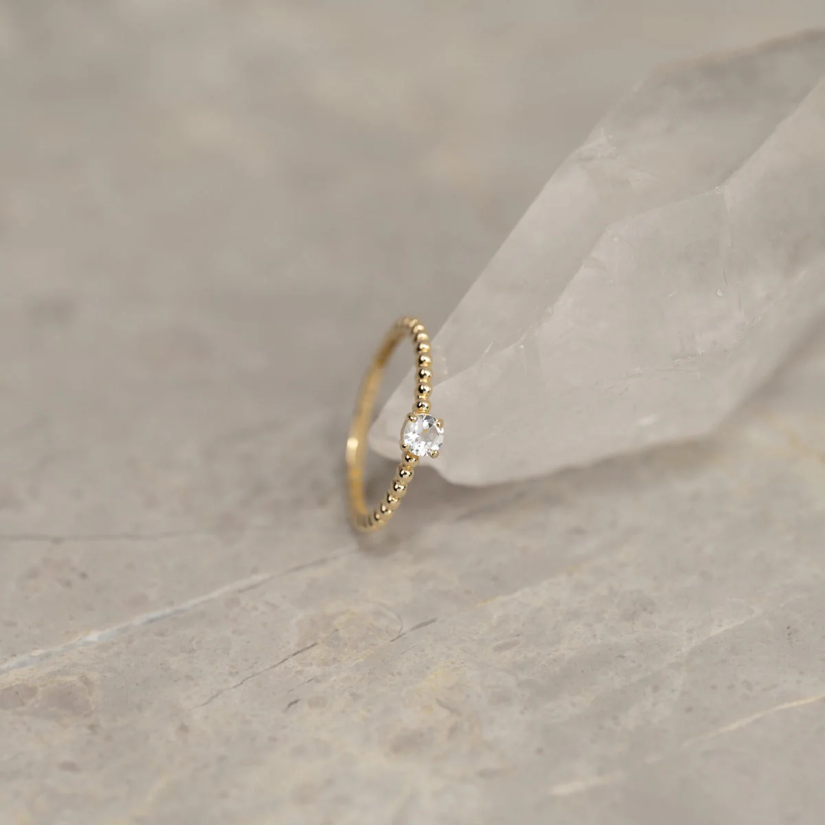 INGRID CRYSTAL SOLID GOLD RING - Image 4