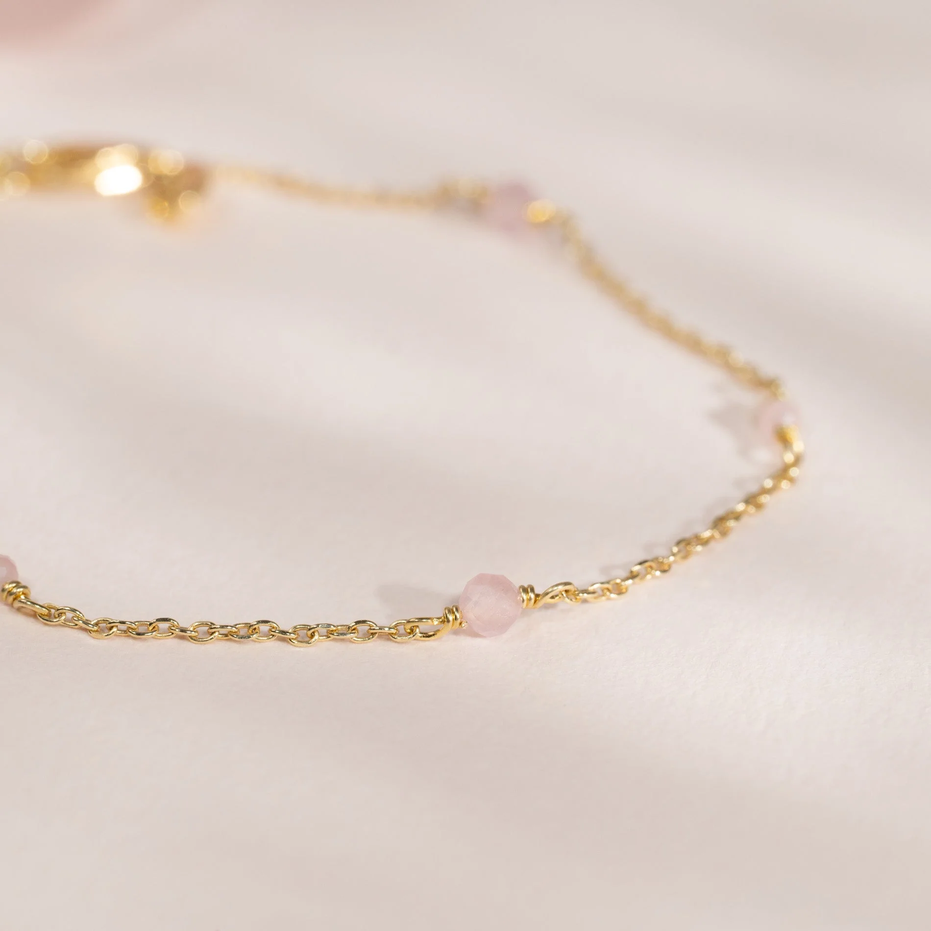 ISABELLA ROSE JADE GOLDEN BRACELET - Image 3
