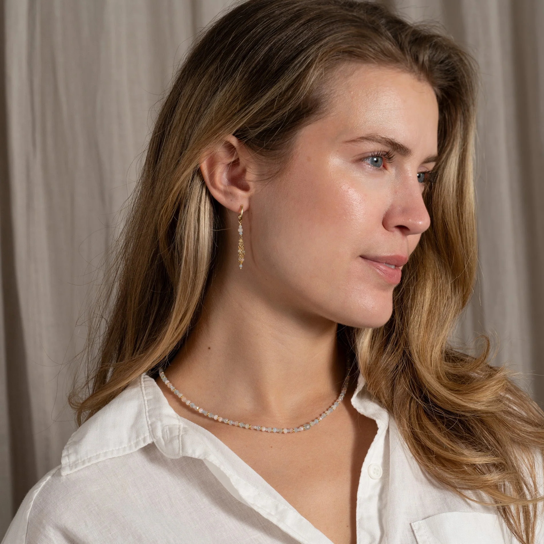 ISLA MORGANITE GOLDEN NECKLACE - Image 4