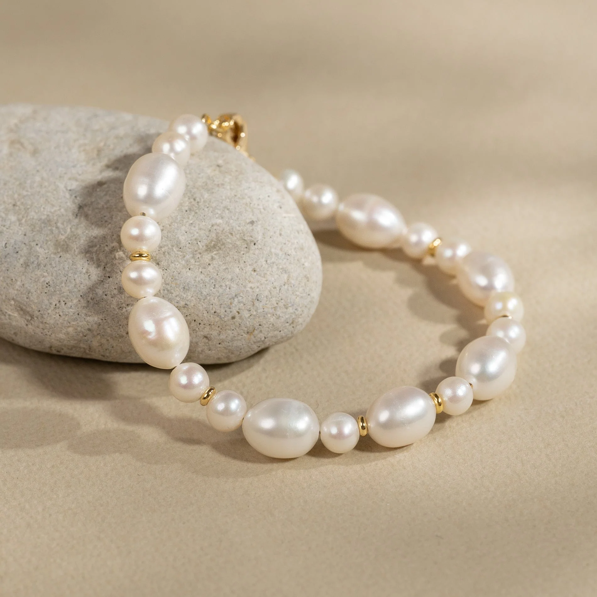 KALANA PEARL GOLDEN BRACELET - Image 5