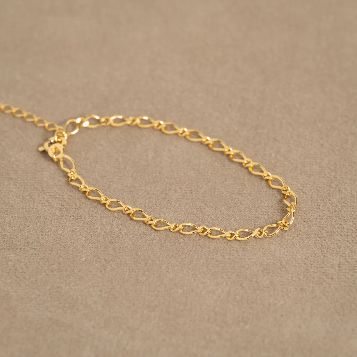 KARLA GOLDEN BRACELET - Image 2