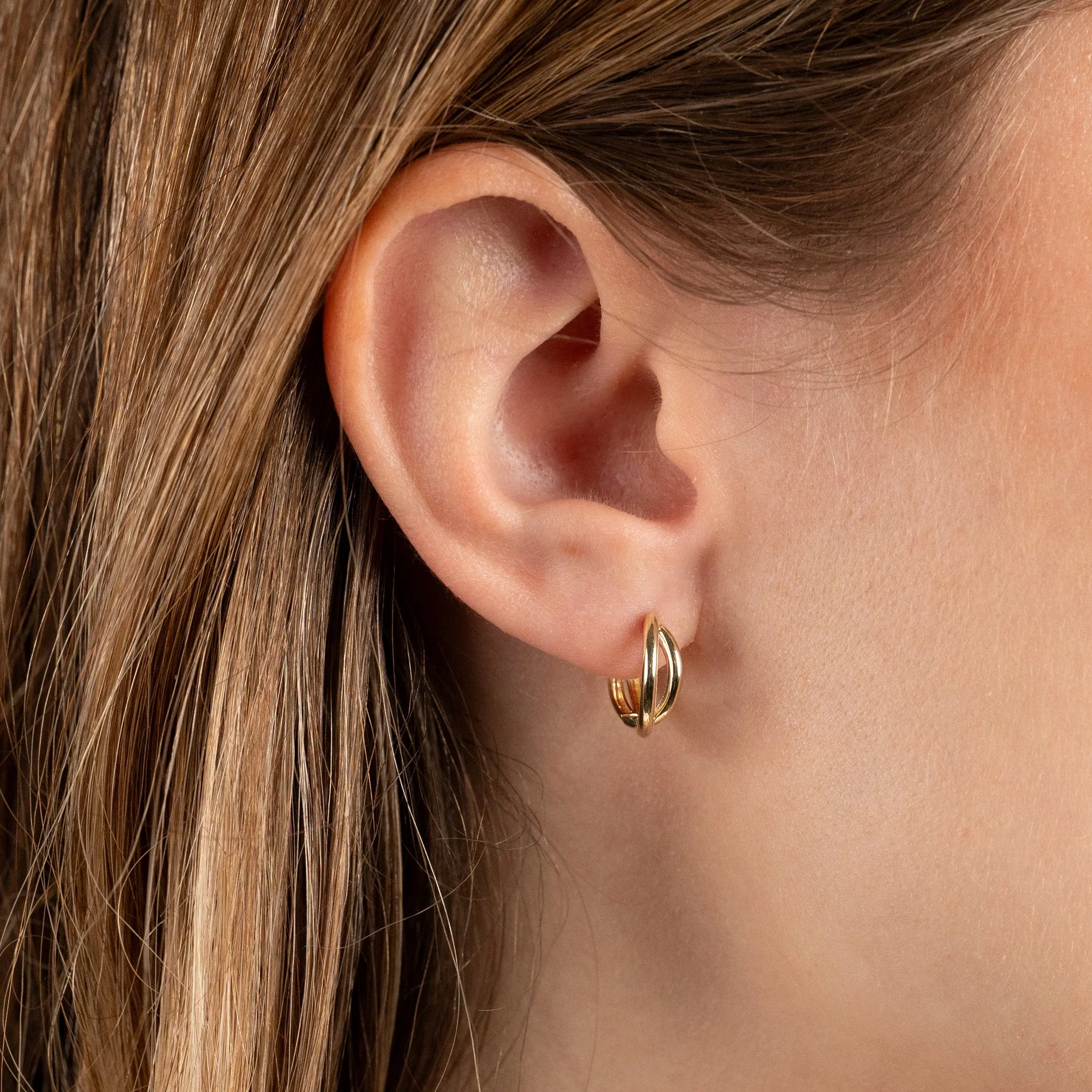 LARISSA SOLID GOLD CREOL EARRING - Image 2