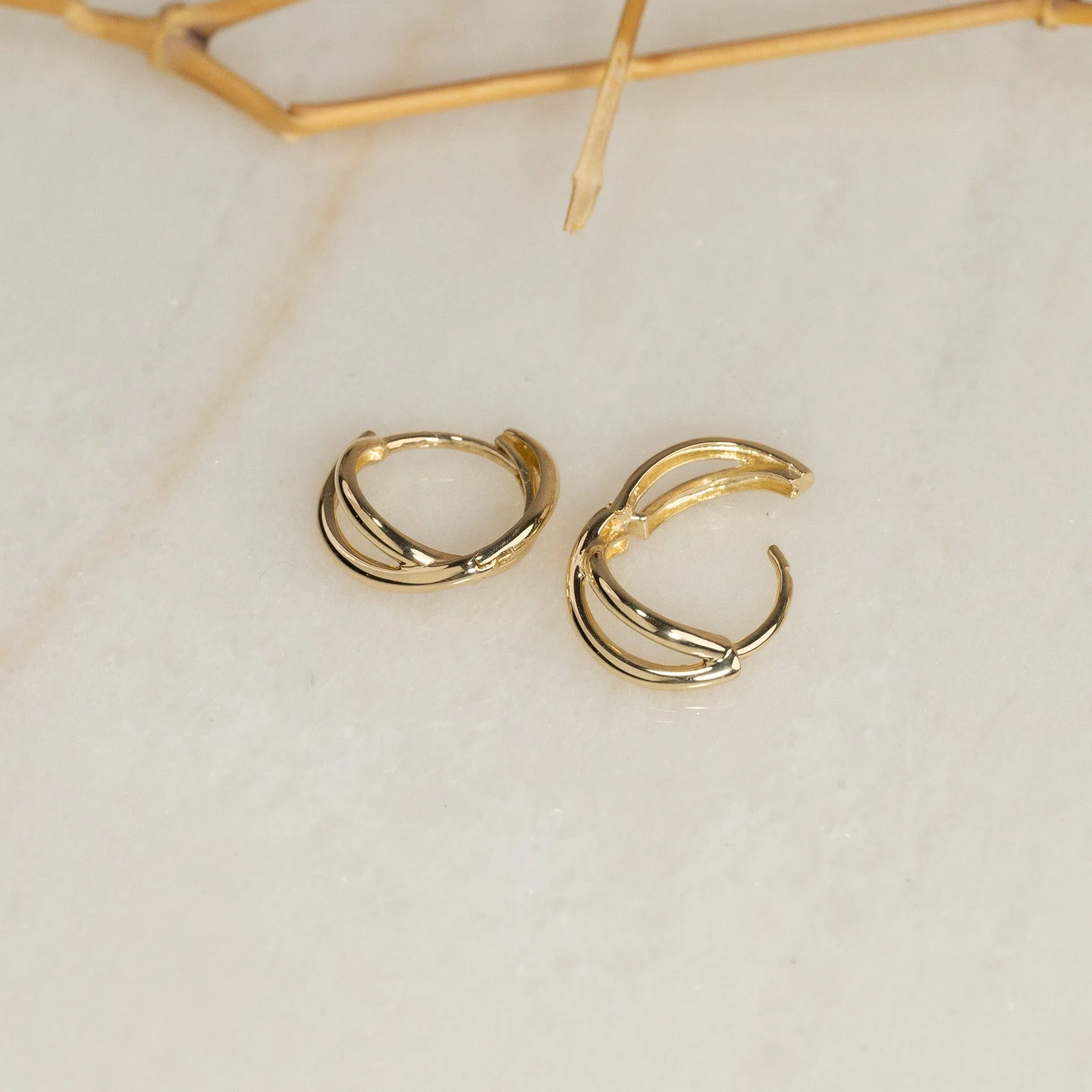 LARISSA SOLID GOLD CREOL EARRING - Image 3