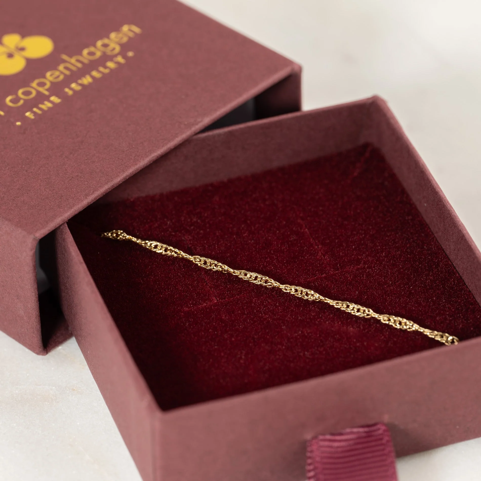LEONORA SOLID GOLD BRACELET - Image 4