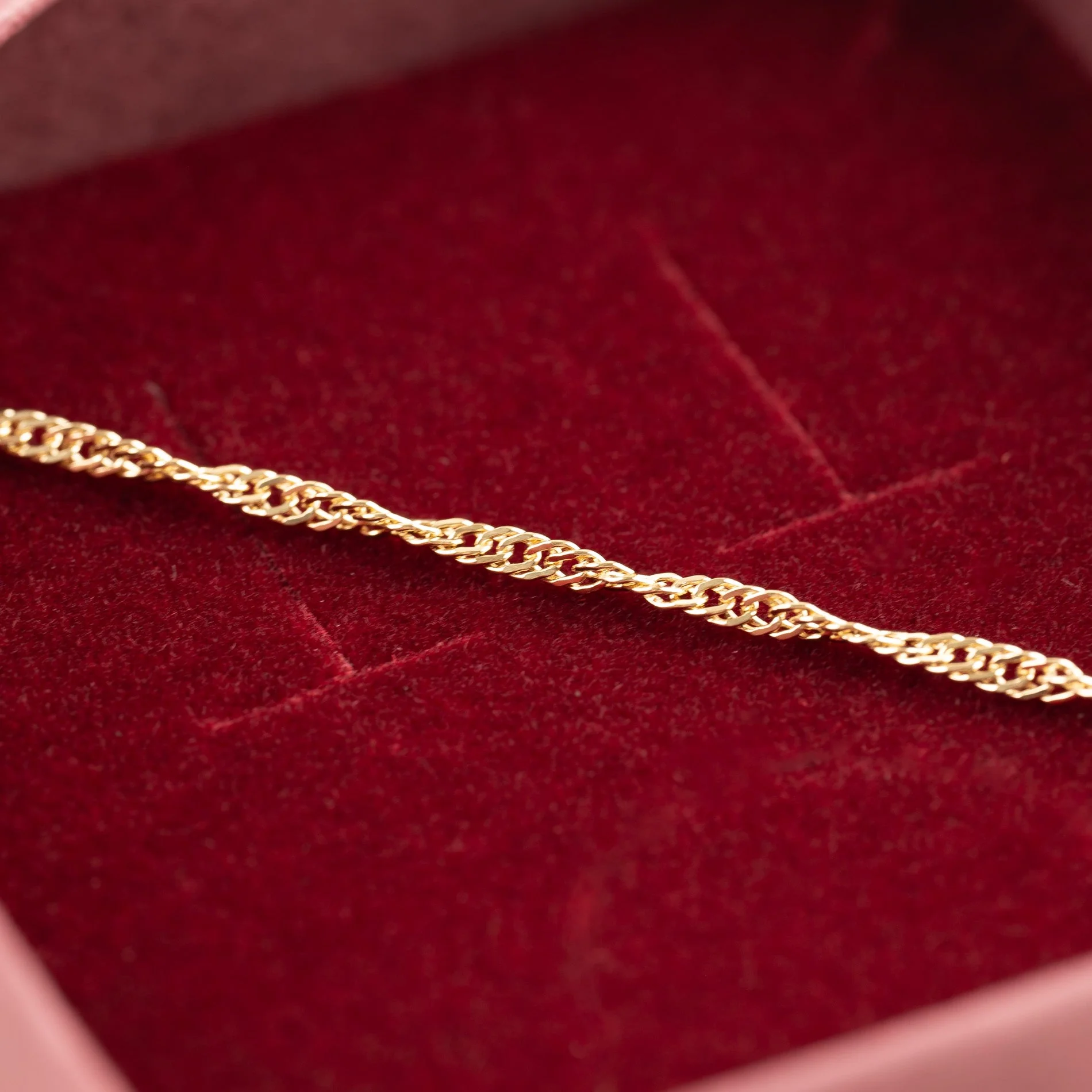 LEONORA SOLID GOLD BRACELET - Image 6