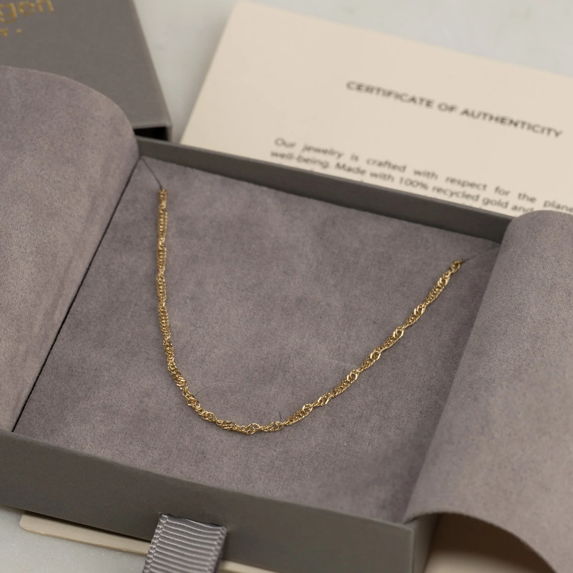 LEONORA SOLID GOLD CHAIN - Image 8