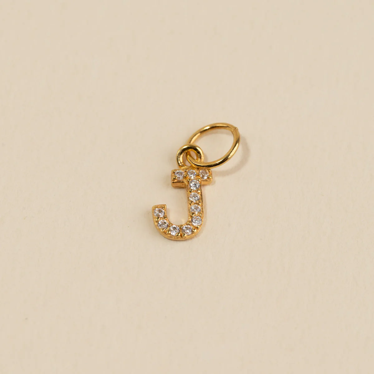 LETTER CRYSTAL GOLDEN PENDANT - Image 12