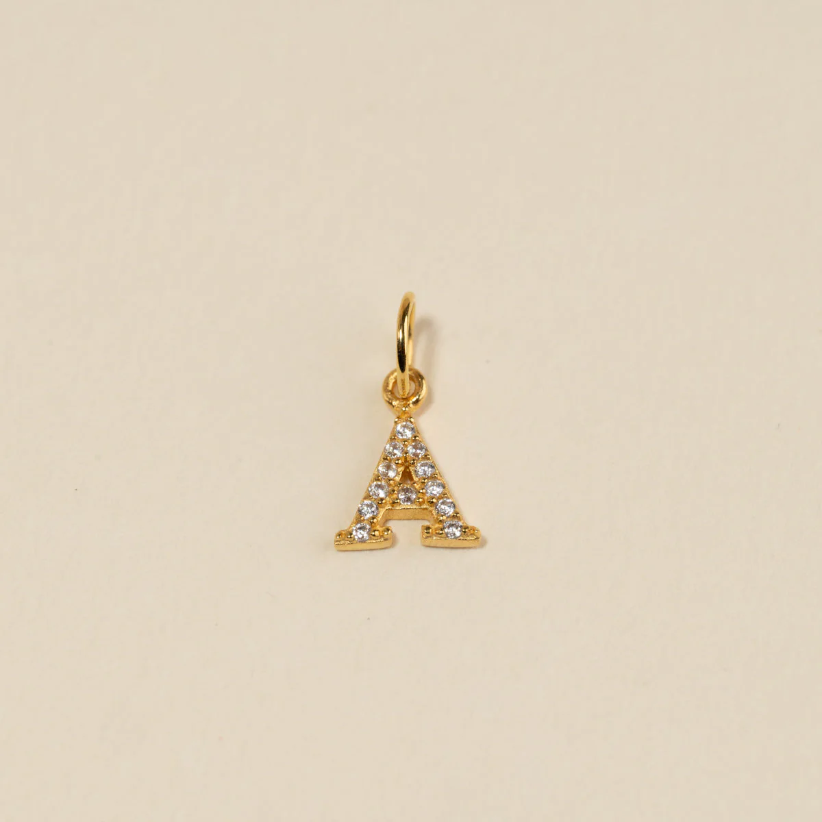 LETTER CRYSTAL GOLDEN PENDANT - Image 3