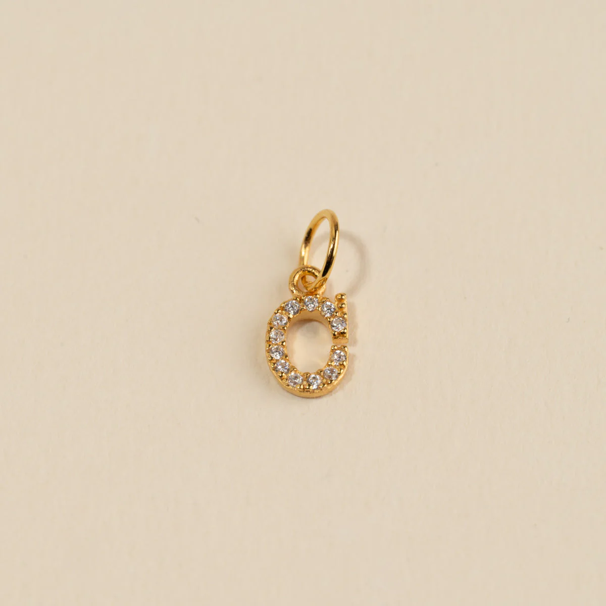 LETTER CRYSTAL GOLDEN PENDANT - Image 5