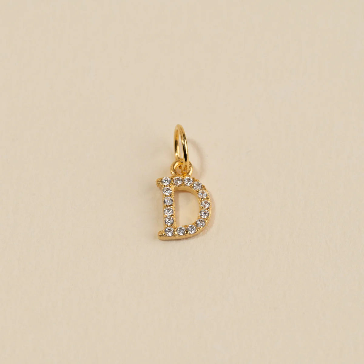 LETTER CRYSTAL GOLDEN PENDANT - Image 6