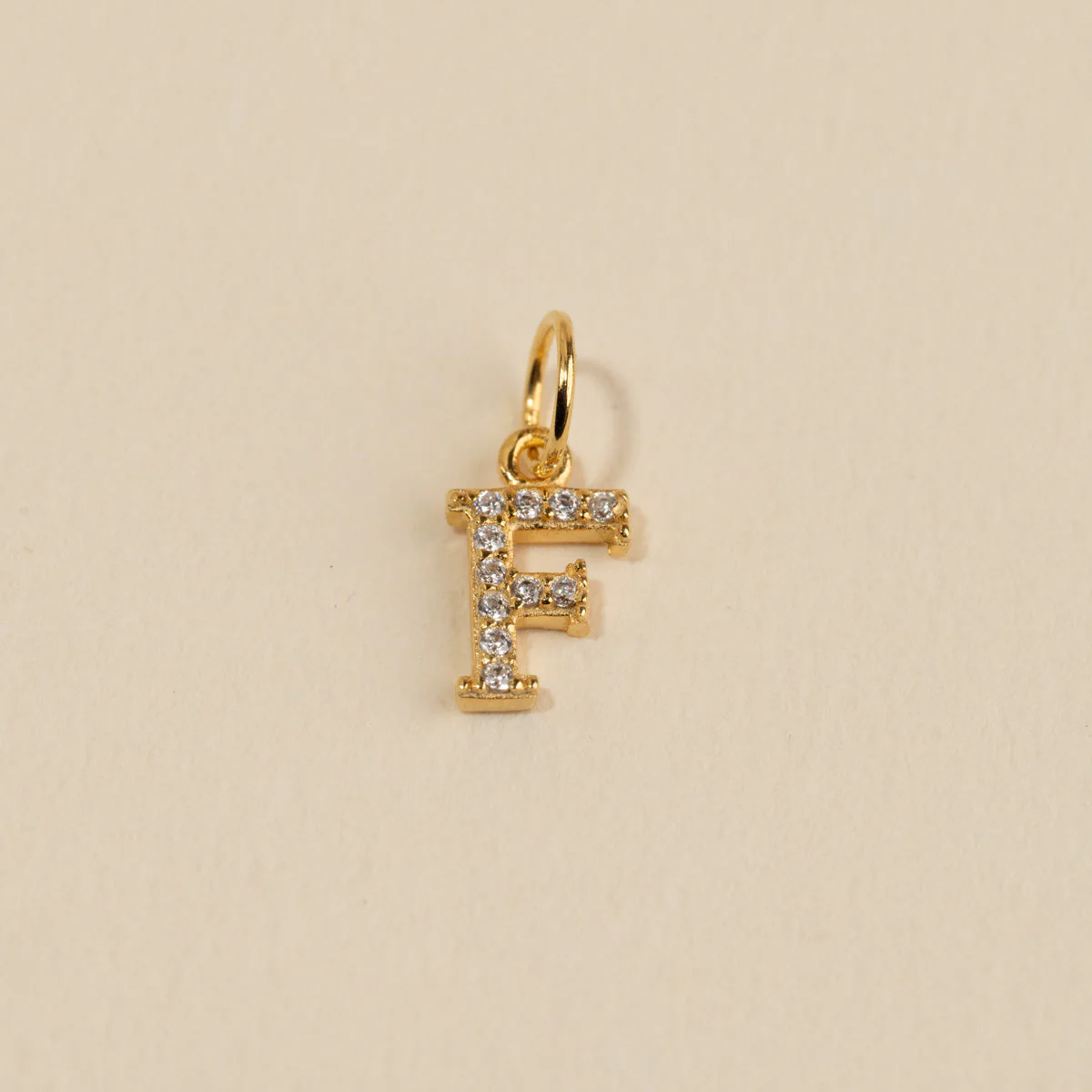 LETTER CRYSTAL GOLDEN PENDANT - Image 8
