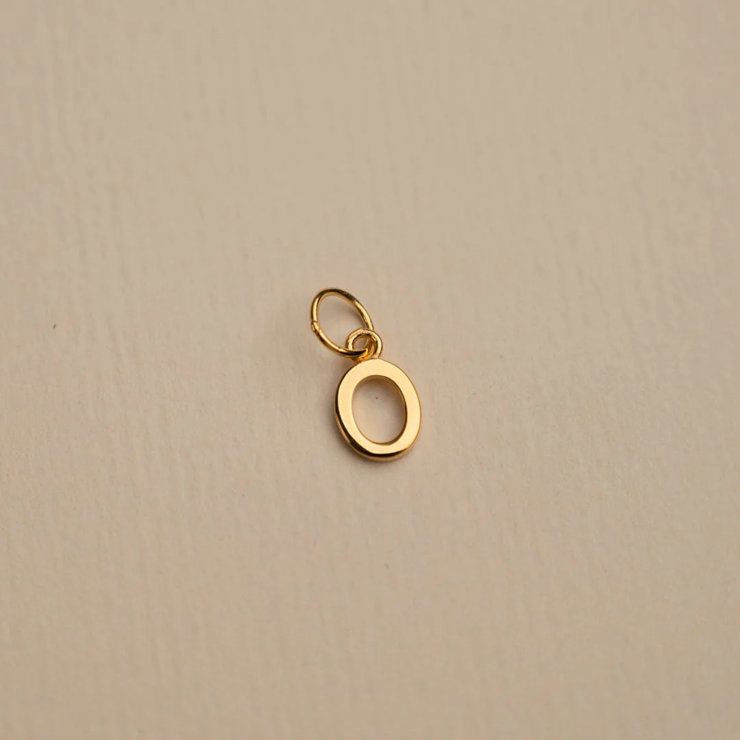 LETTER GOLDEN PENDANT - Image 17