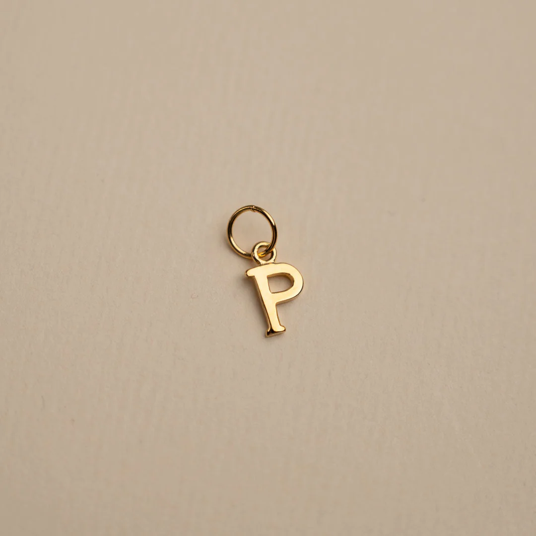 LETTER GOLDEN PENDANT - Image 18