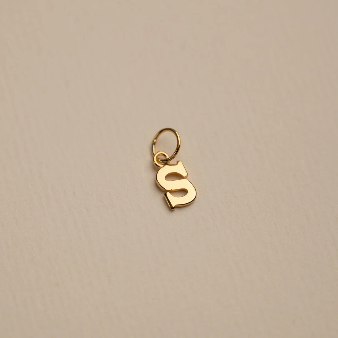LETTER GOLDEN PENDANT - Image 20