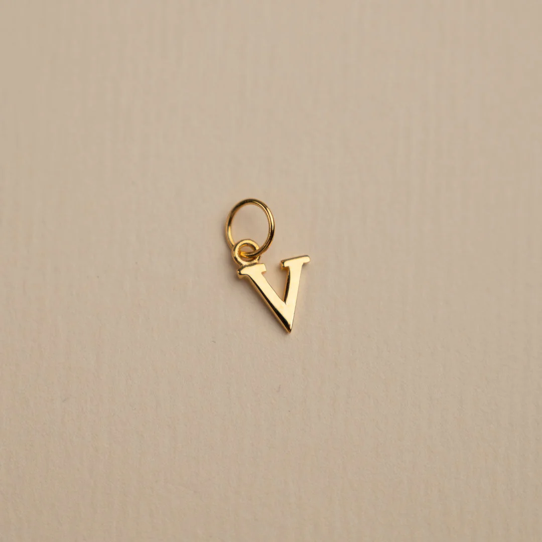 LETTER GOLDEN PENDANT - Image 23