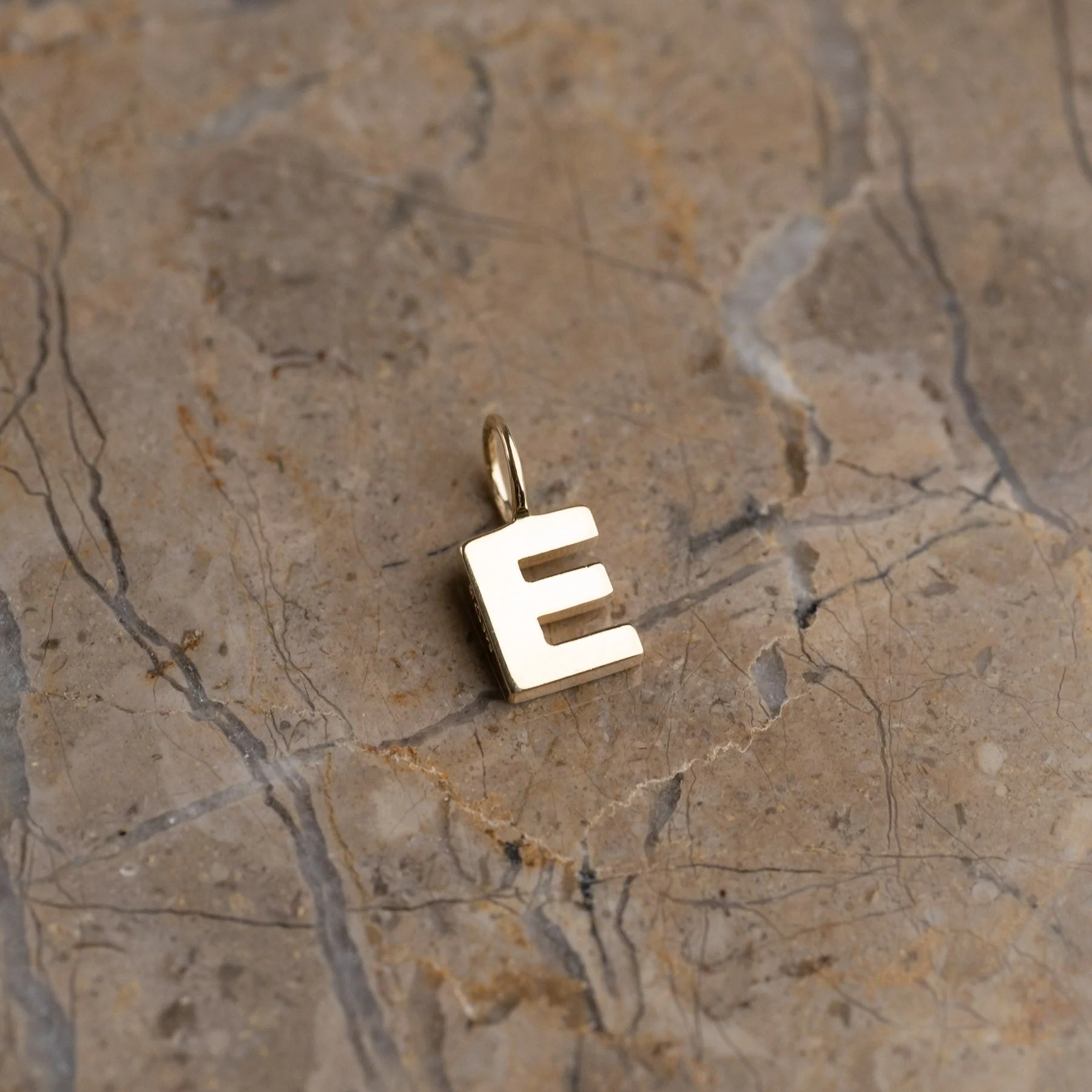 LETTER SOLID GOLD PENDANT - Image 10