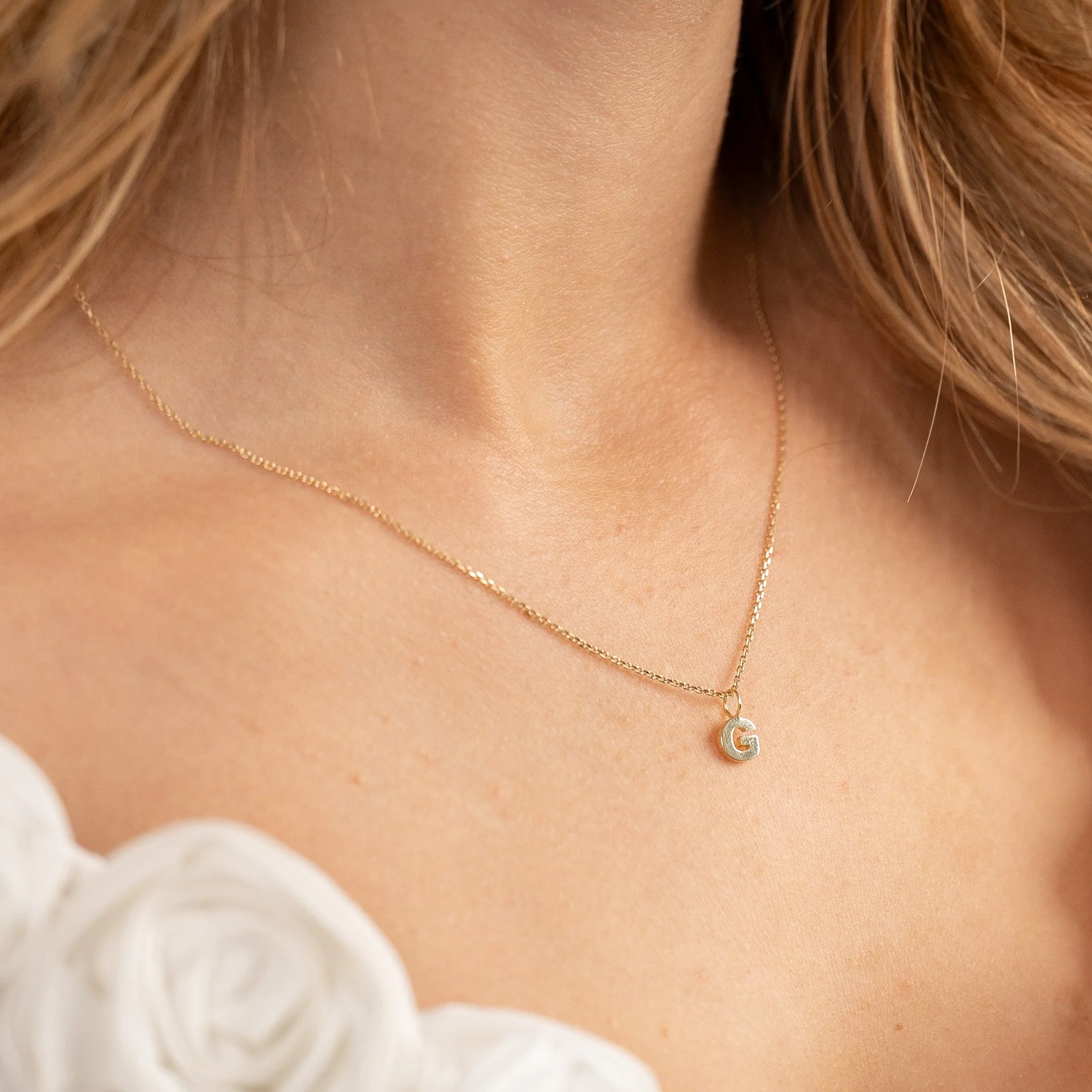 LETTER SOLID GOLD PENDANT - Image 15