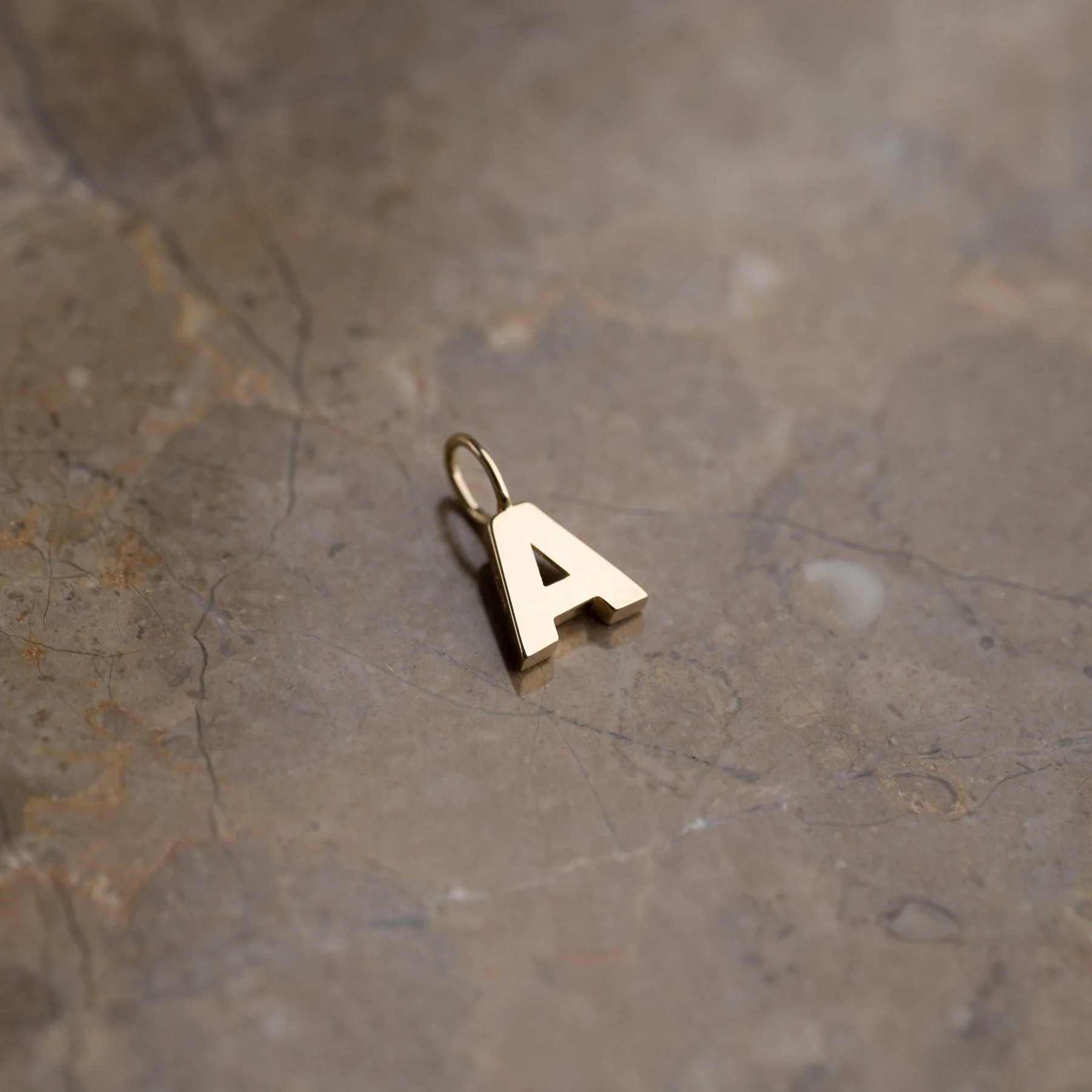 LETTER SOLID GOLD PENDANT - Image 2