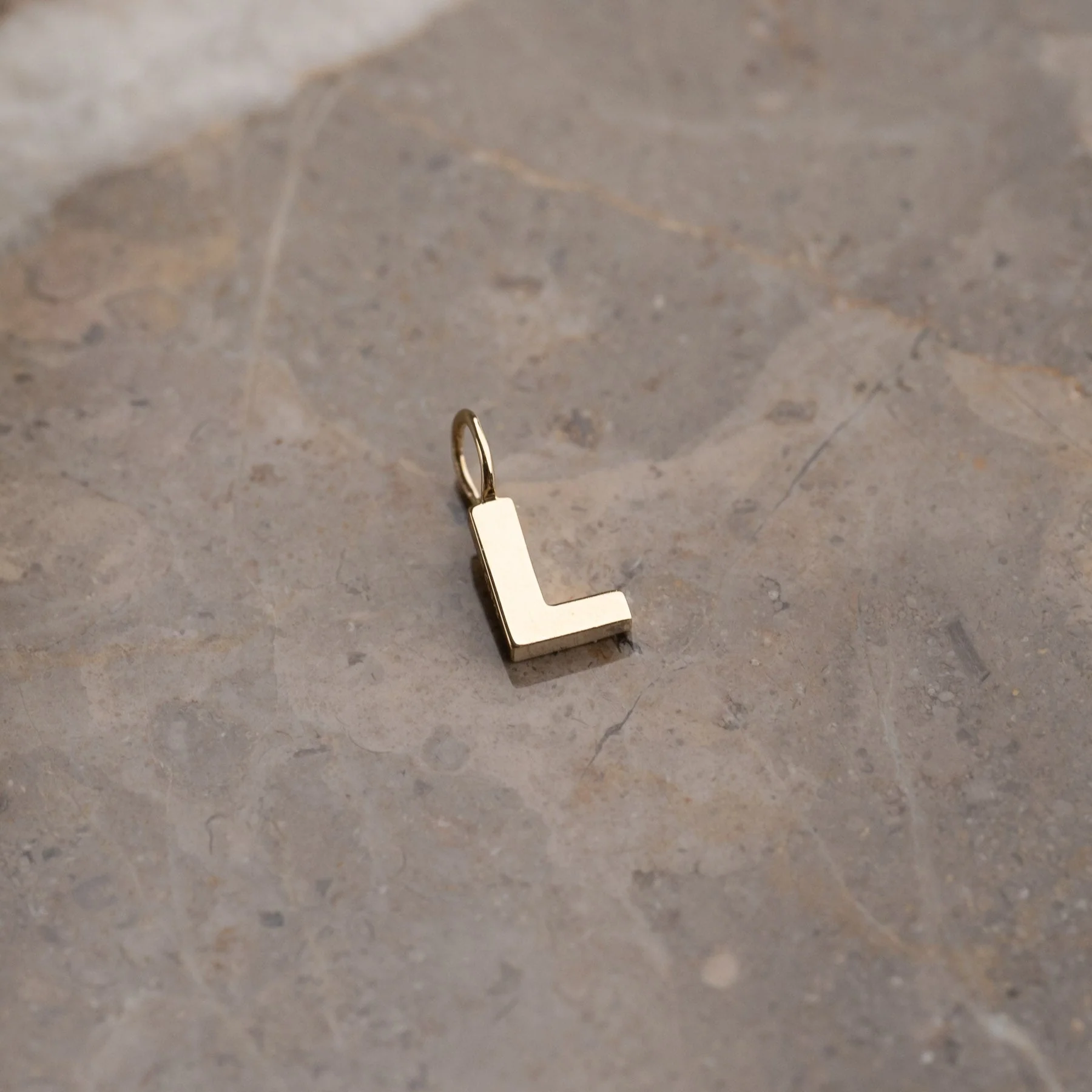 LETTER SOLID GOLD PENDANT - Image 24