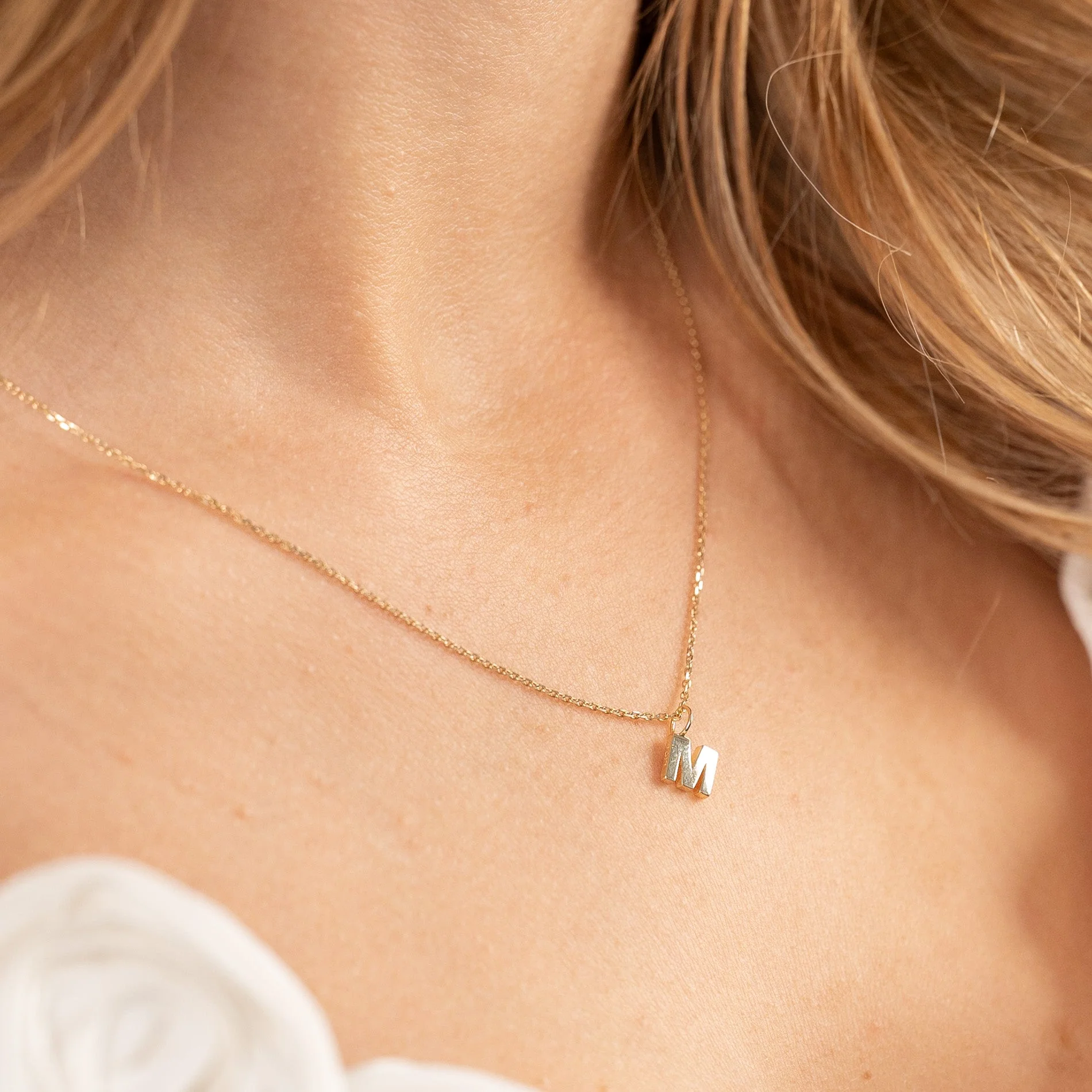 LETTER SOLID GOLD PENDANT - Image 27