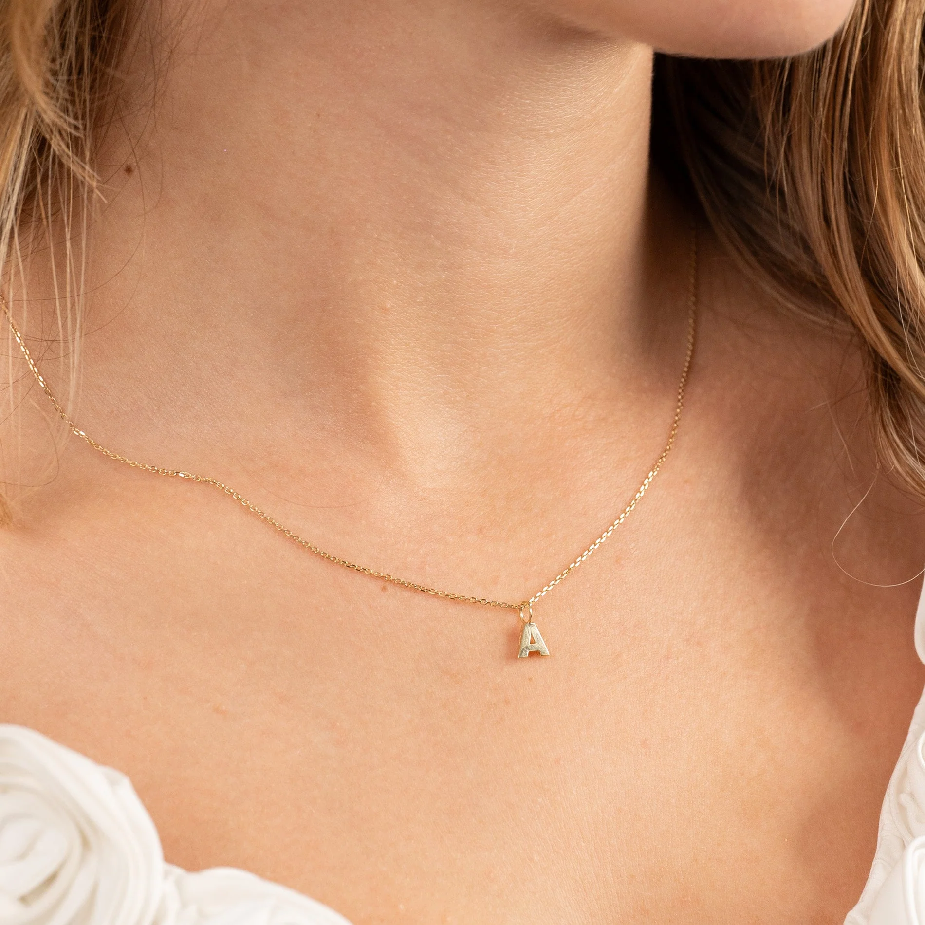 LETTER SOLID GOLD PENDANT - Image 3