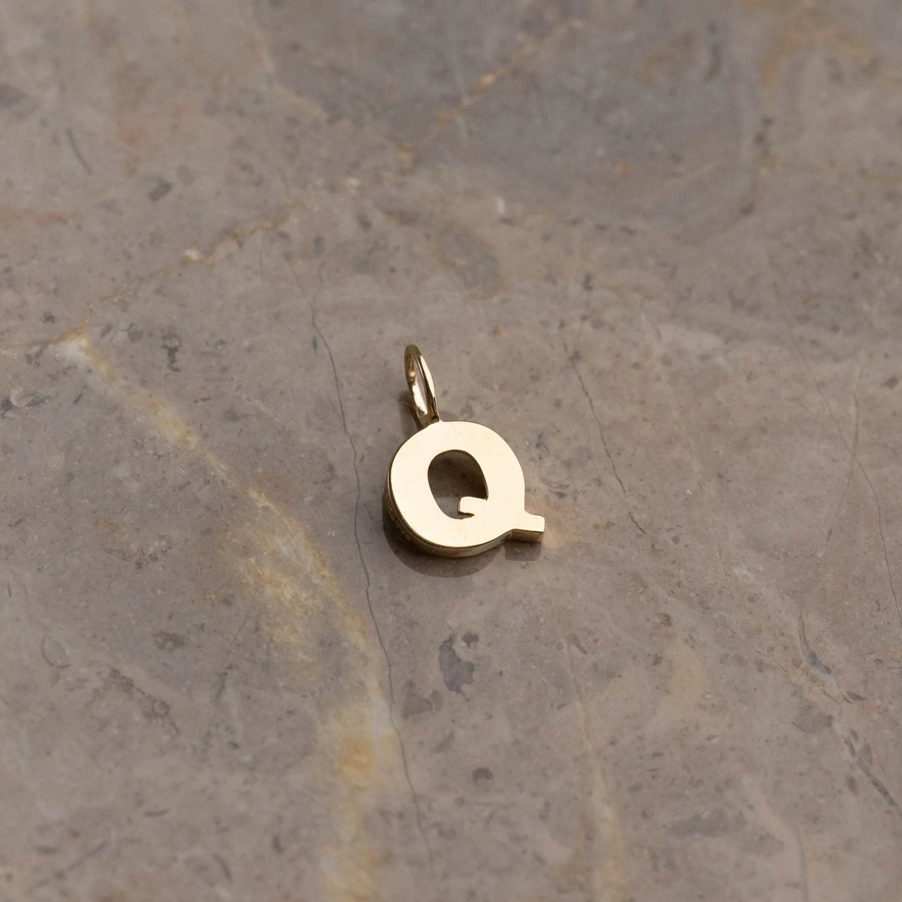 LETTER SOLID GOLD PENDANT - Image 34