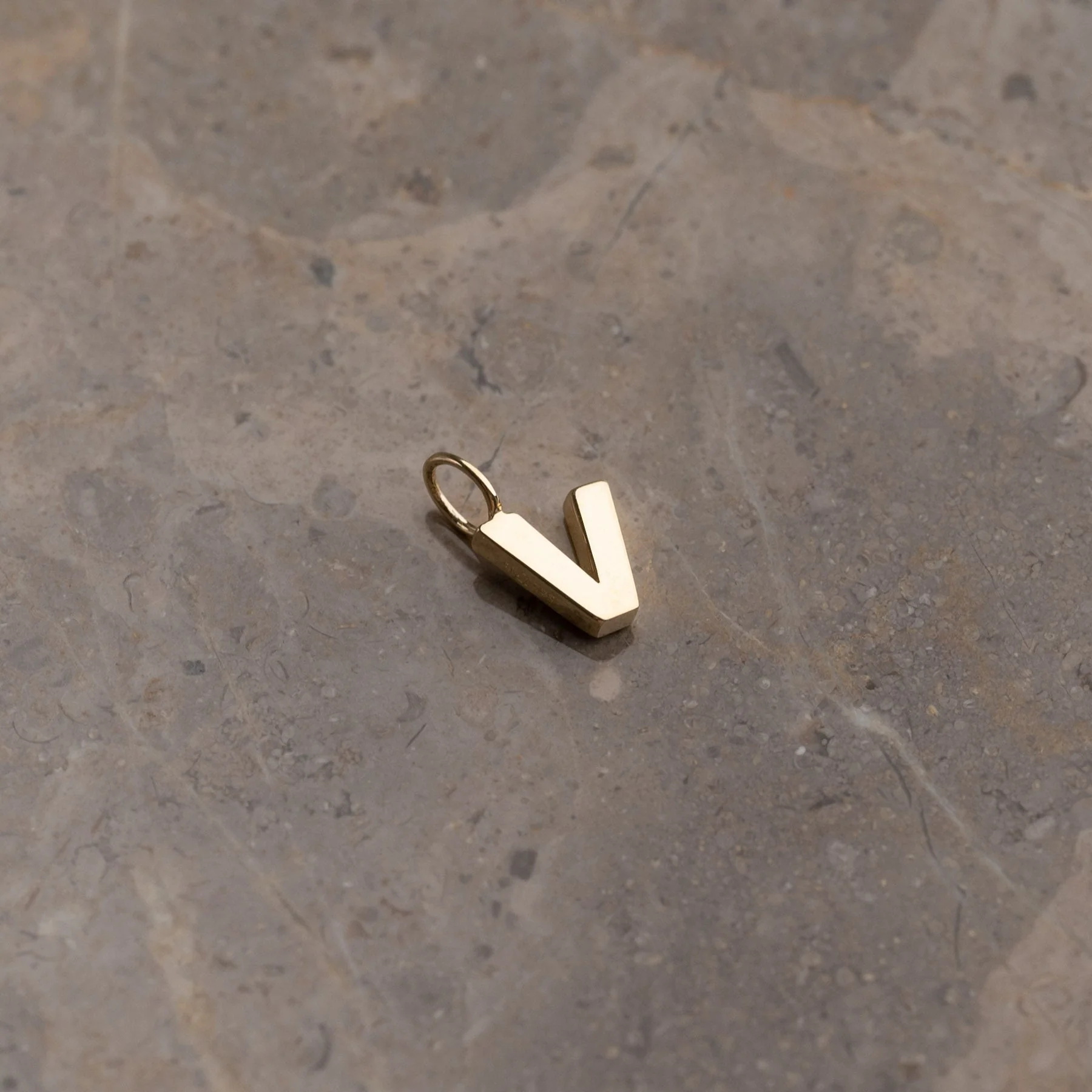 LETTER SOLID GOLD PENDANT - Image 44