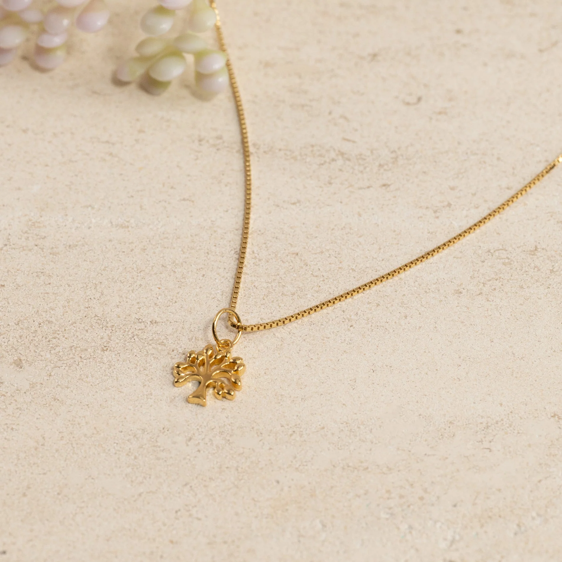 LIV GOLDEN PENDANT - Image 6