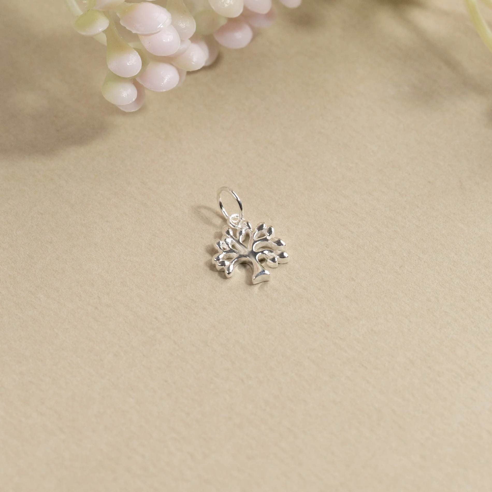 LIV SILVER PENDANT - Image 3