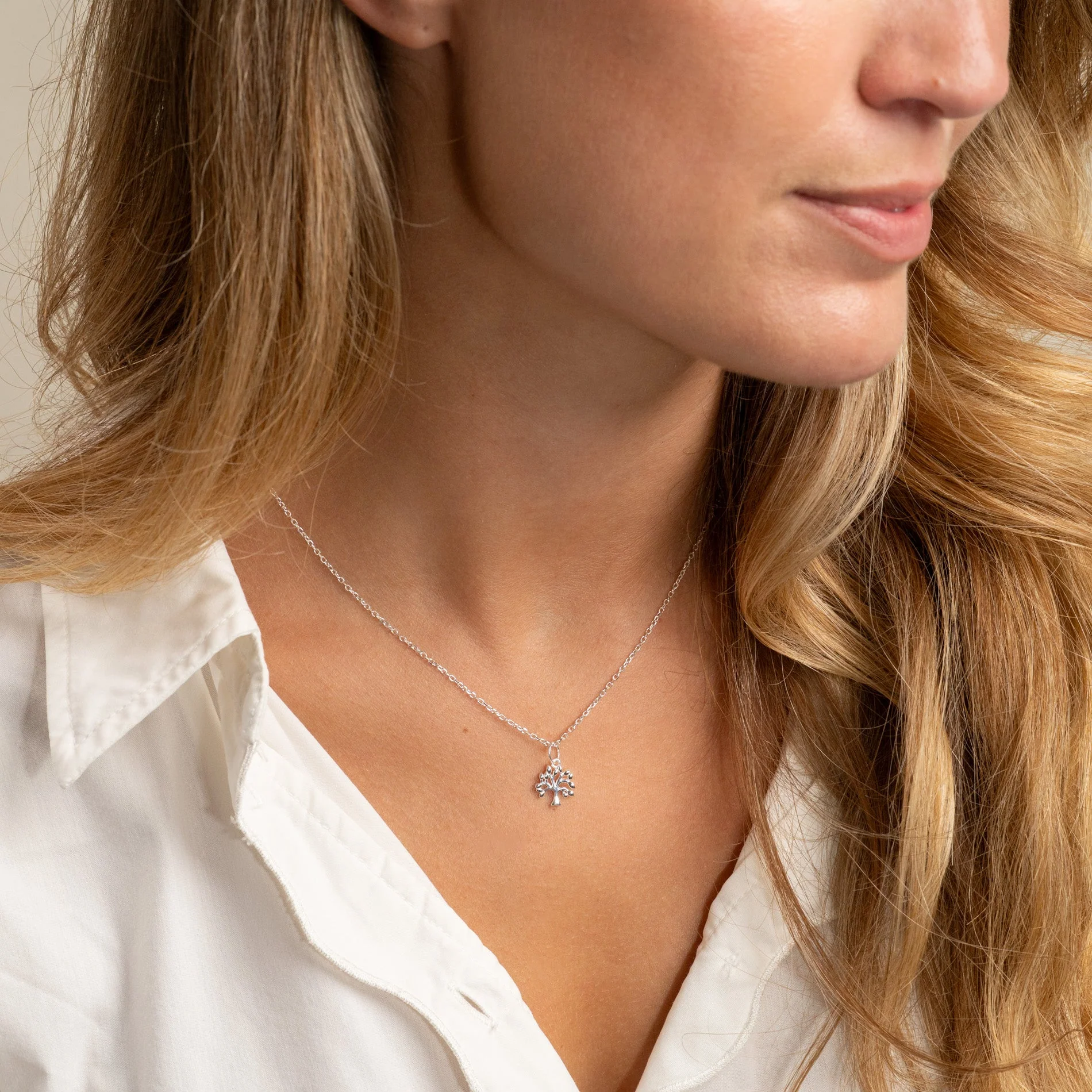 LIV SILVER PENDANT - Image 4
