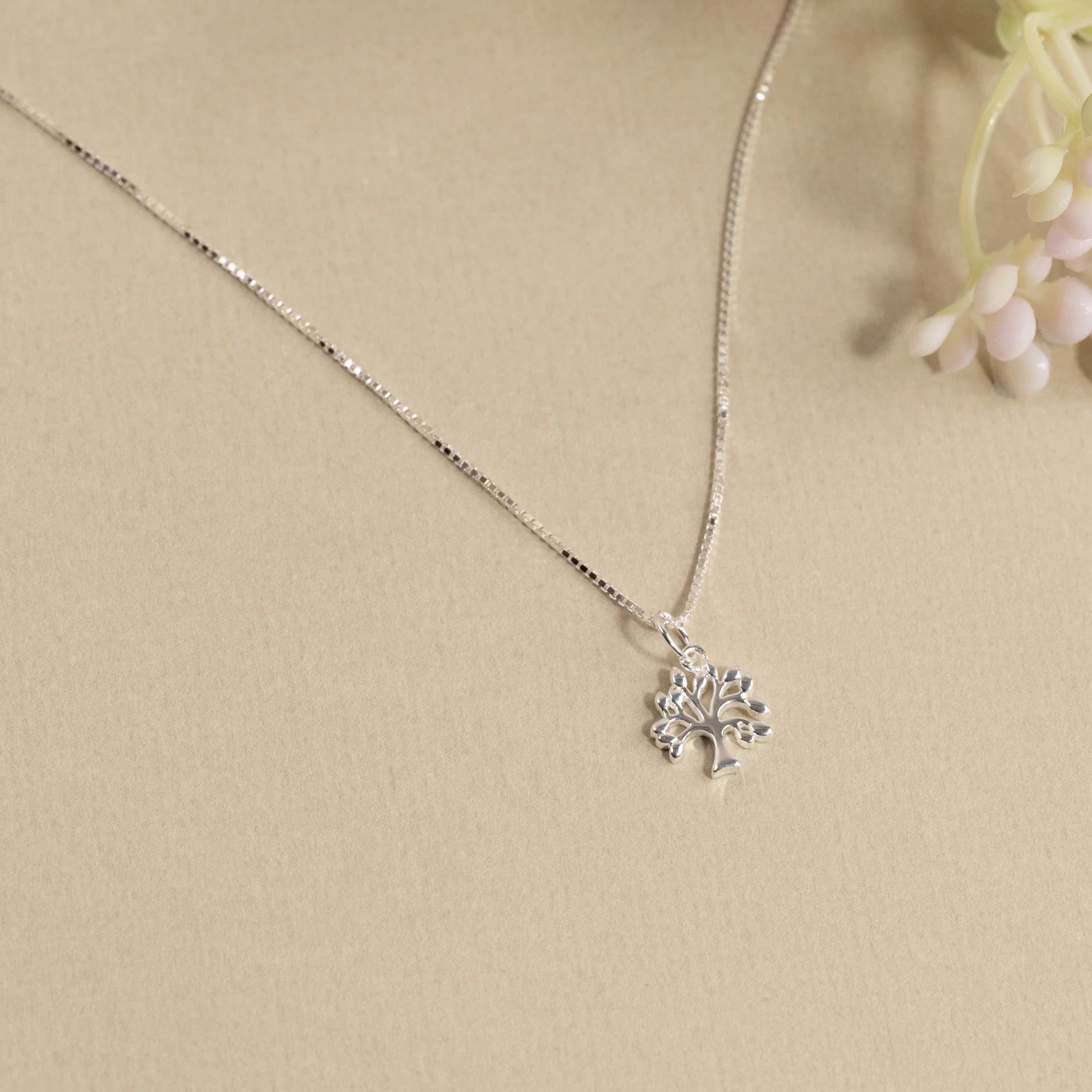 LIV SILVER PENDANT - Image 6