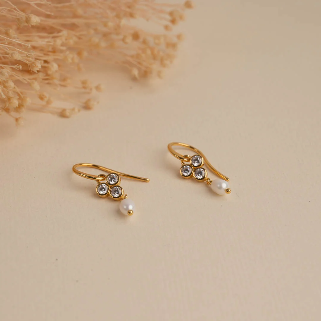 LOUISE PEARL GOLDEN EARRING - Image 3
