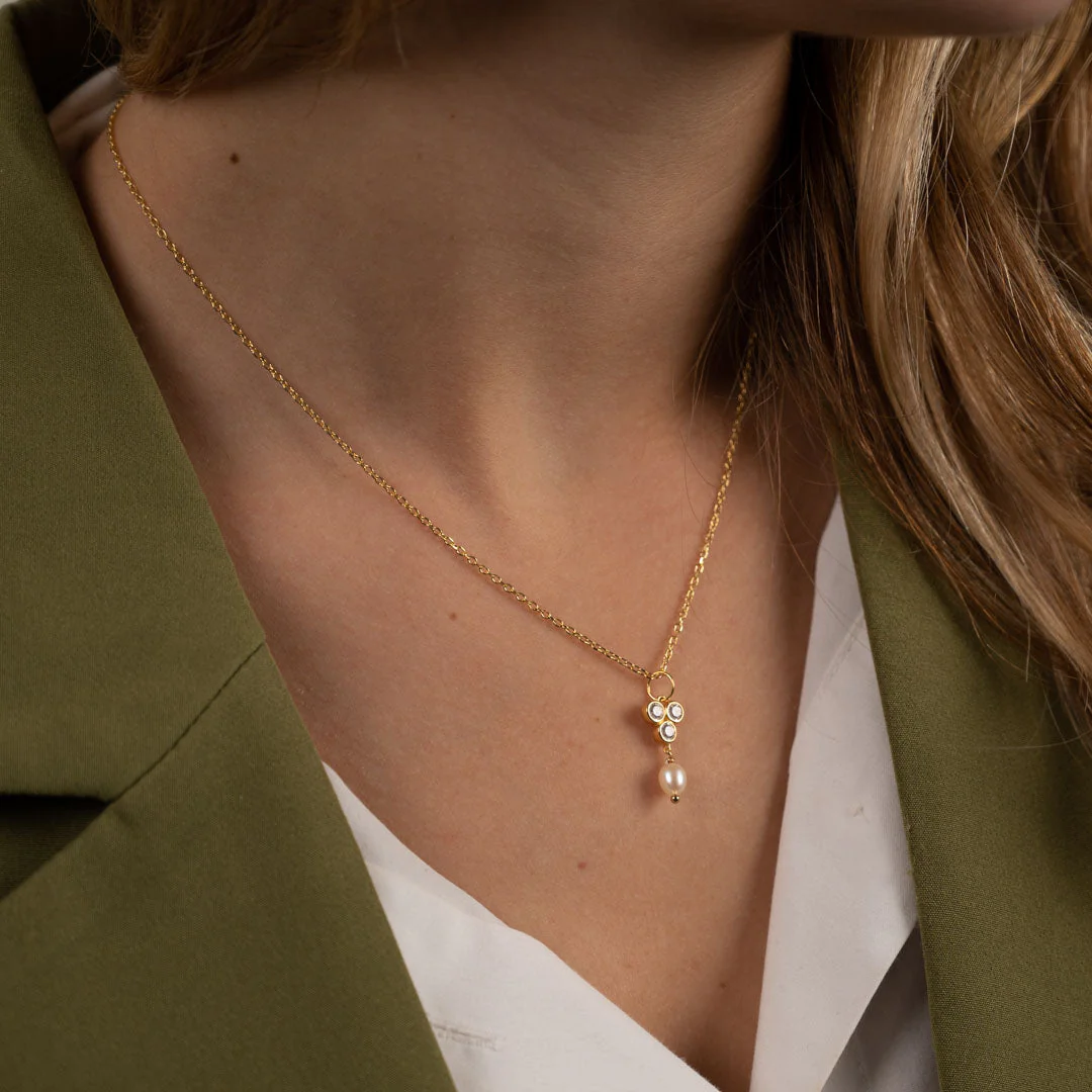 LOUISE PEARL GOLDEN PENDANT - Image 7