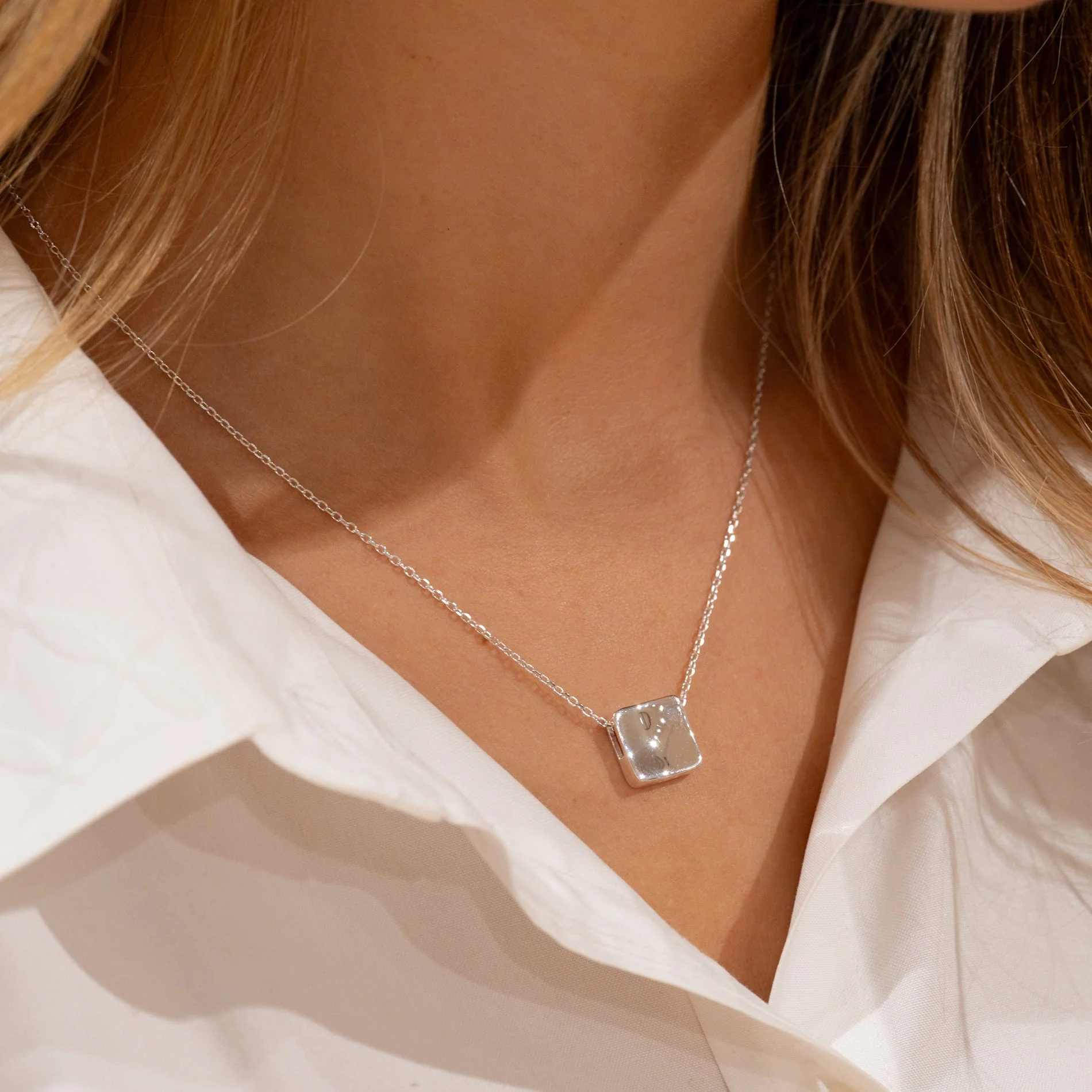 MAE SILVER PENDANT - Image 2