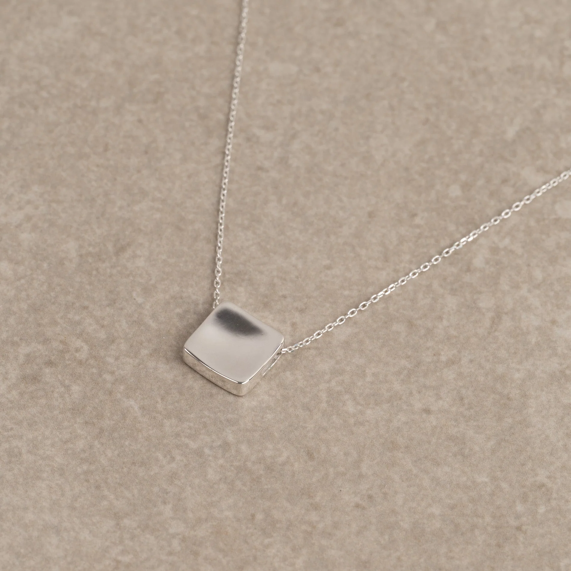 MAE SILVER PENDANT - Image 7