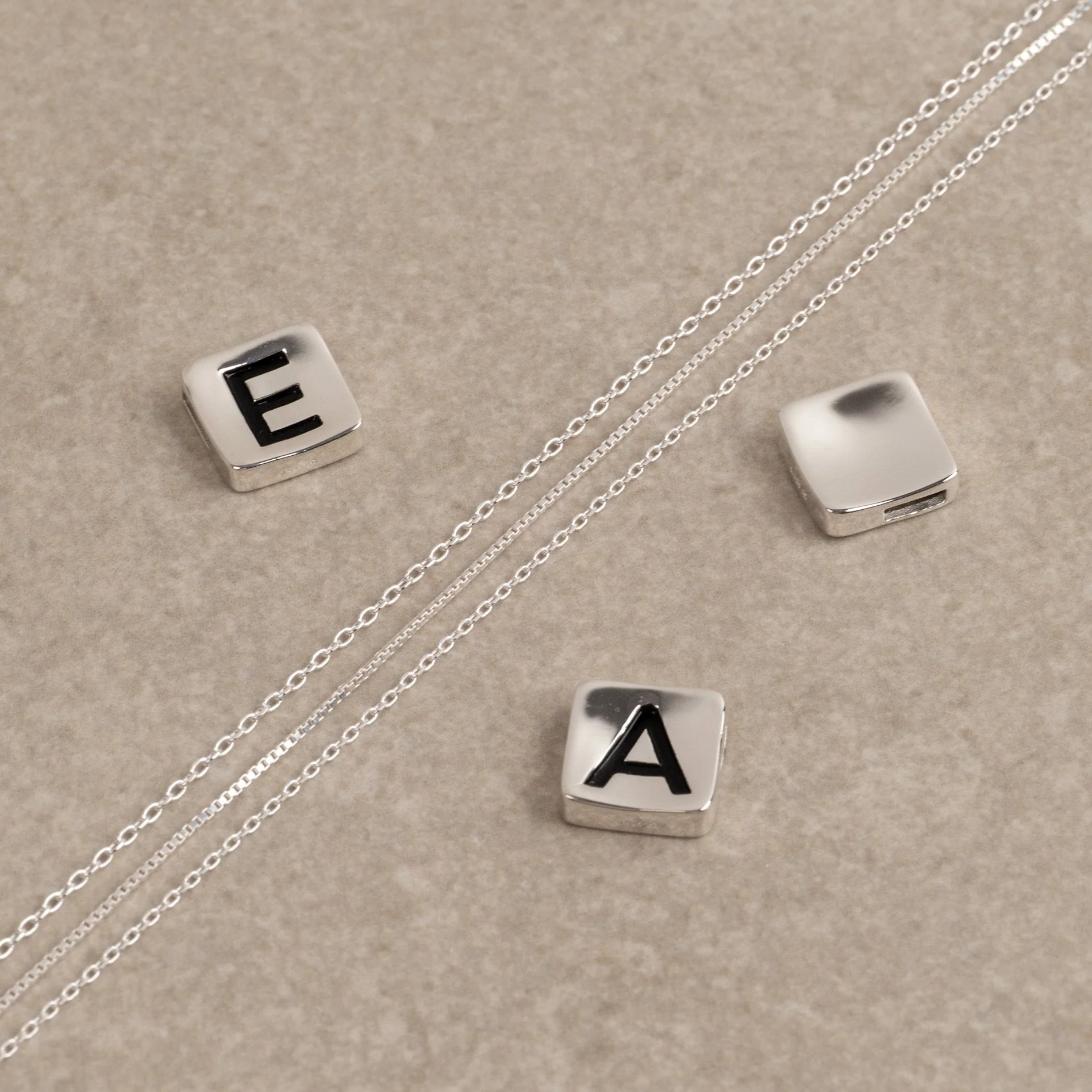MAE SILVER PENDANT - Image 9