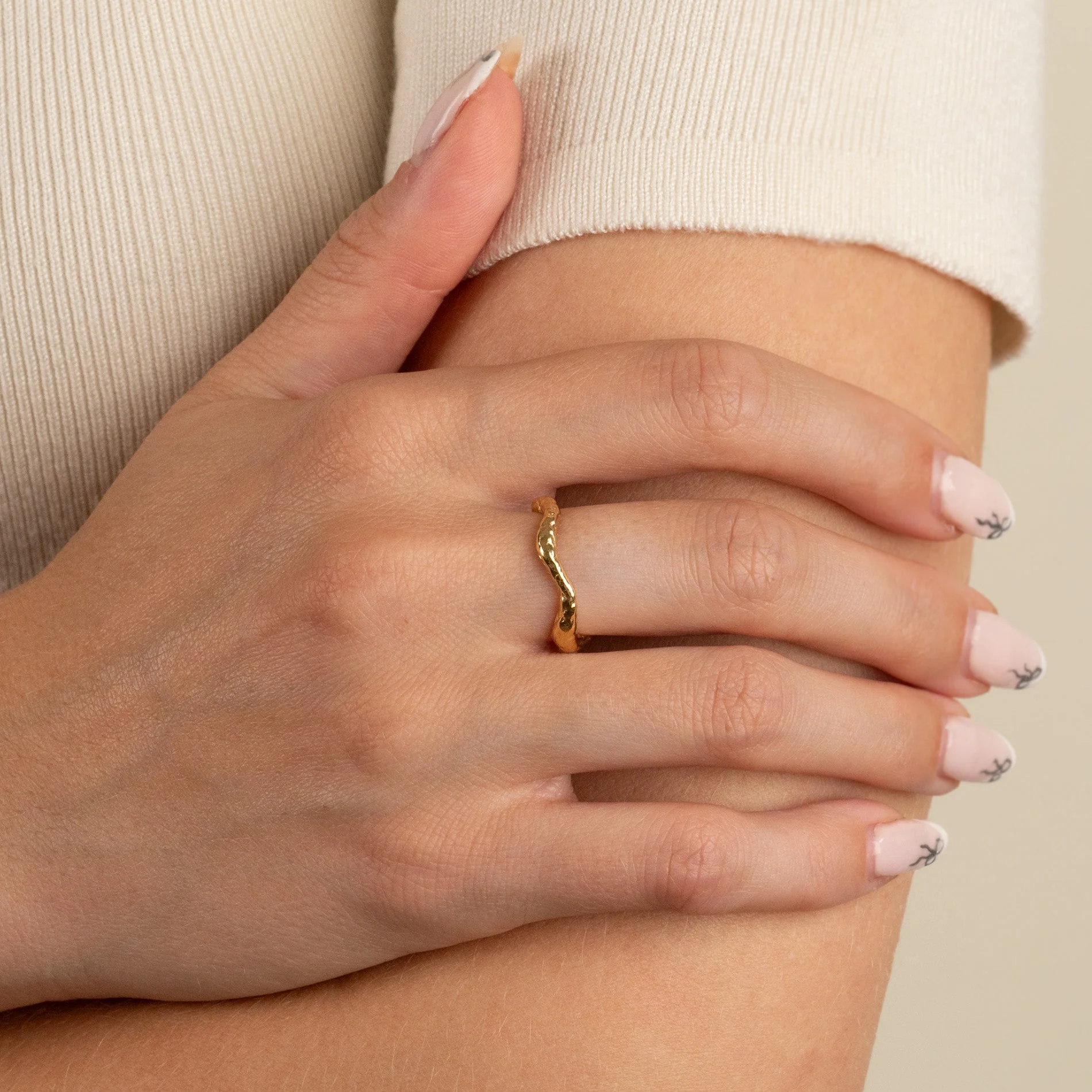 MAIA GOLDEN RING - Image 4