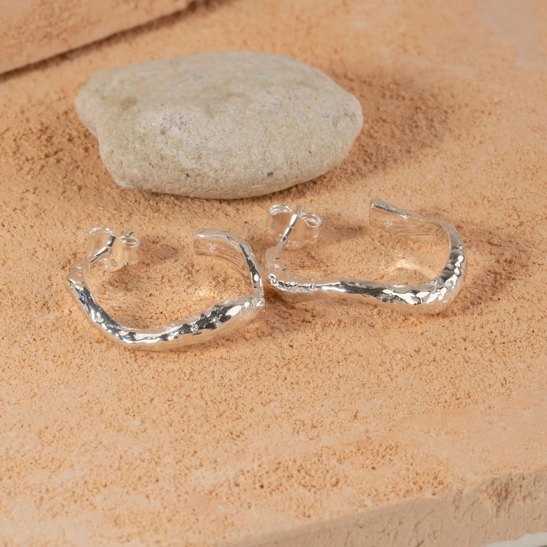 MAIA SILVER CREOL EARRING - Image 5