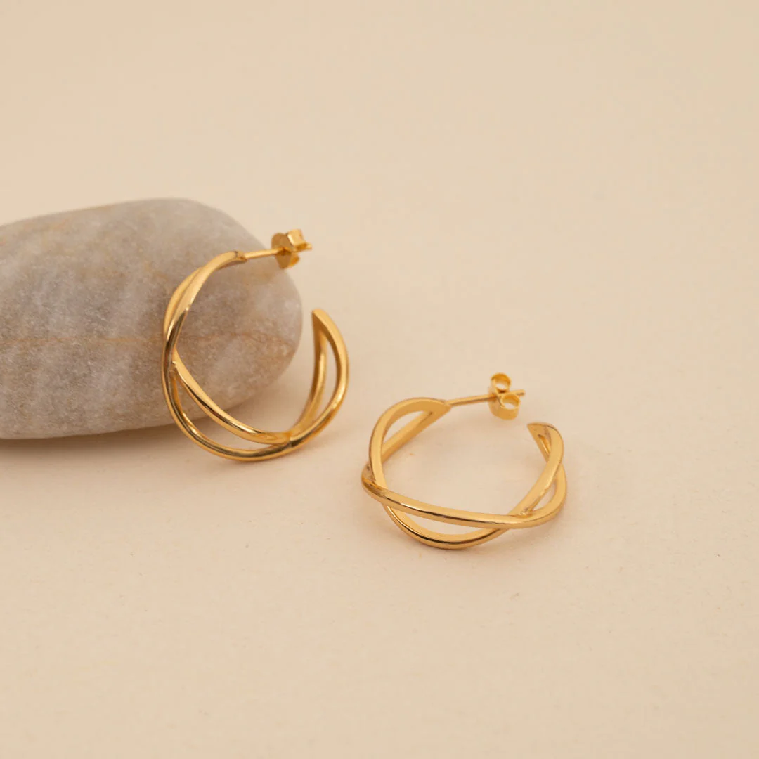 MIA GOLDEN CREOL EARRING