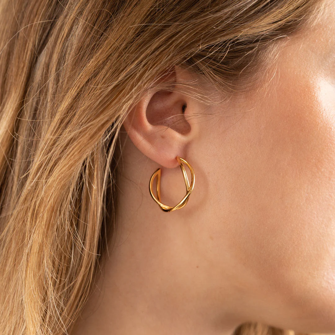 MIA GOLDEN CREOL EARRING - Image 2