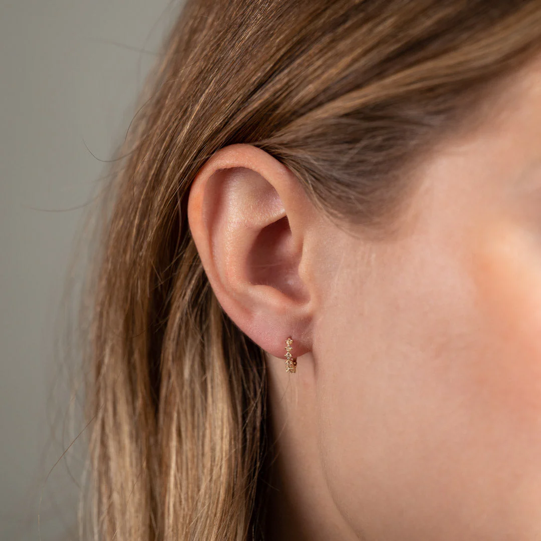 MILEY WHITE TOPAZ SOLID GOLD EARRING - Image 4