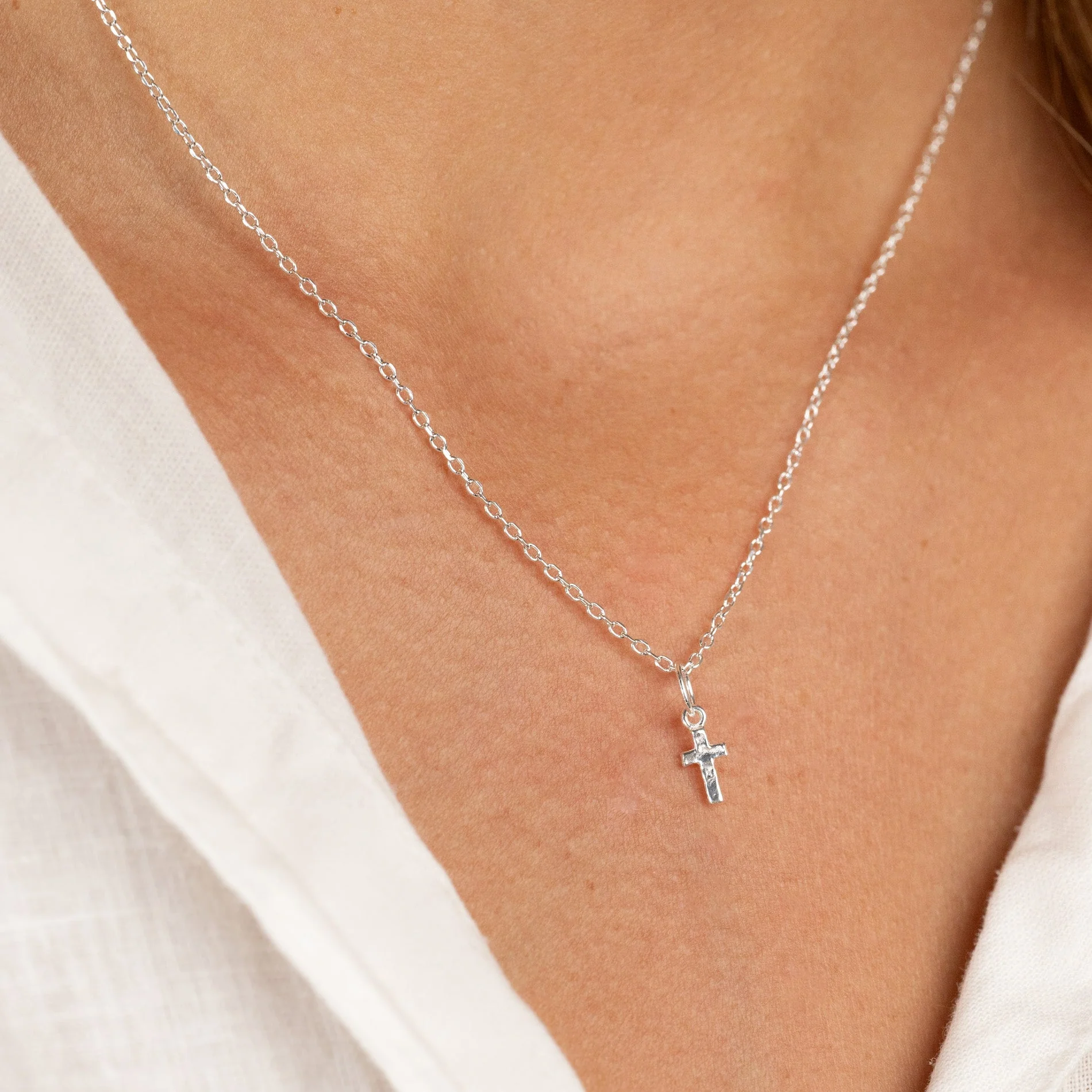 CHRISTABEL SILVER PENDANT - Image 3
