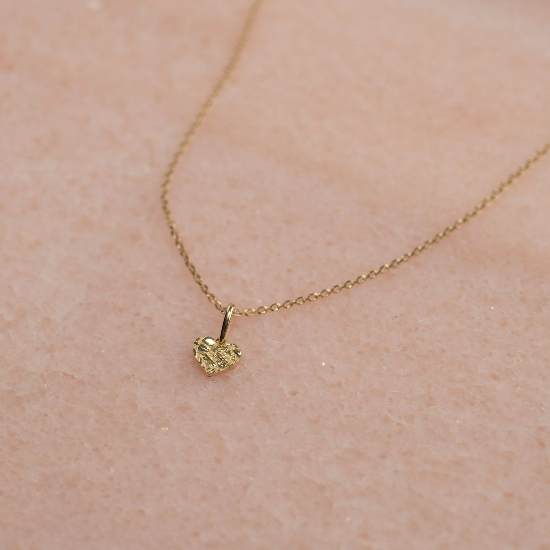 MOLTEN HEART SOLID GOLD PENDANT - Image 3