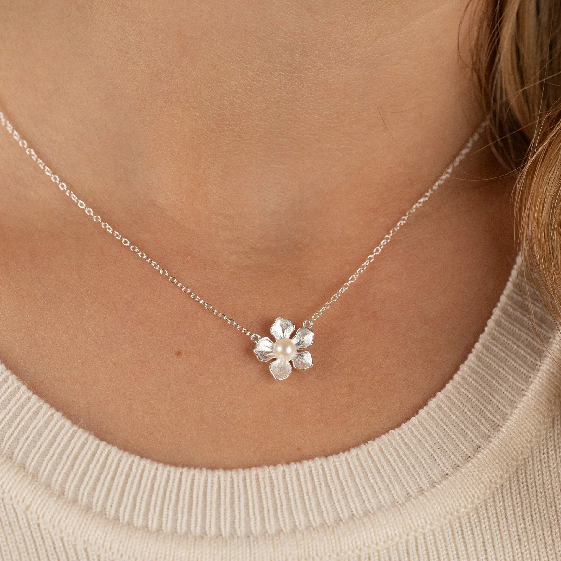 MONA PEARL SILVER CHAIN - Image 2